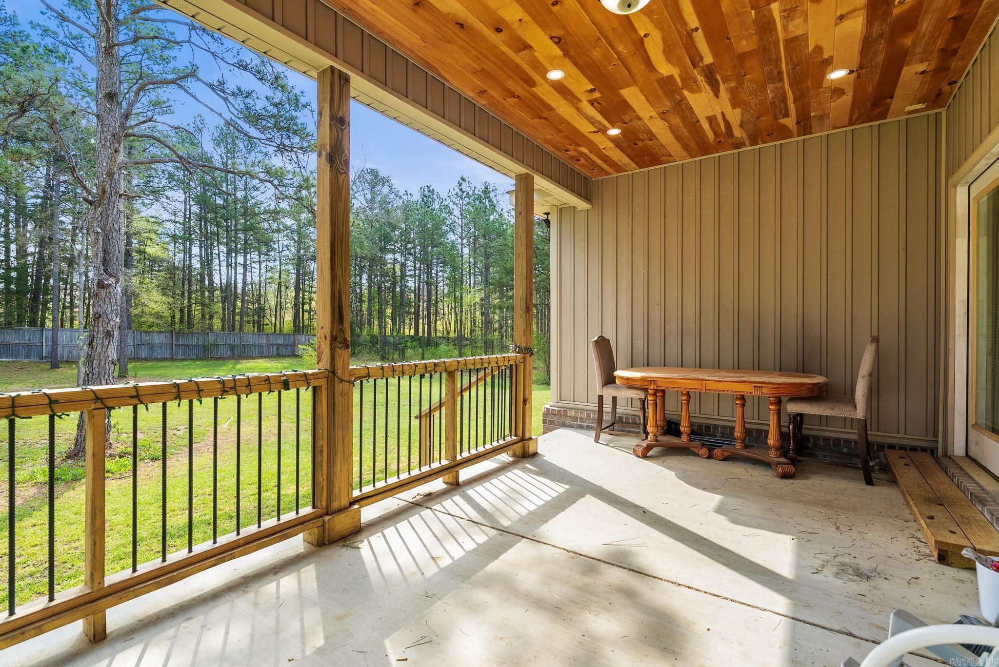 16 Trina  Greenbrier, AR