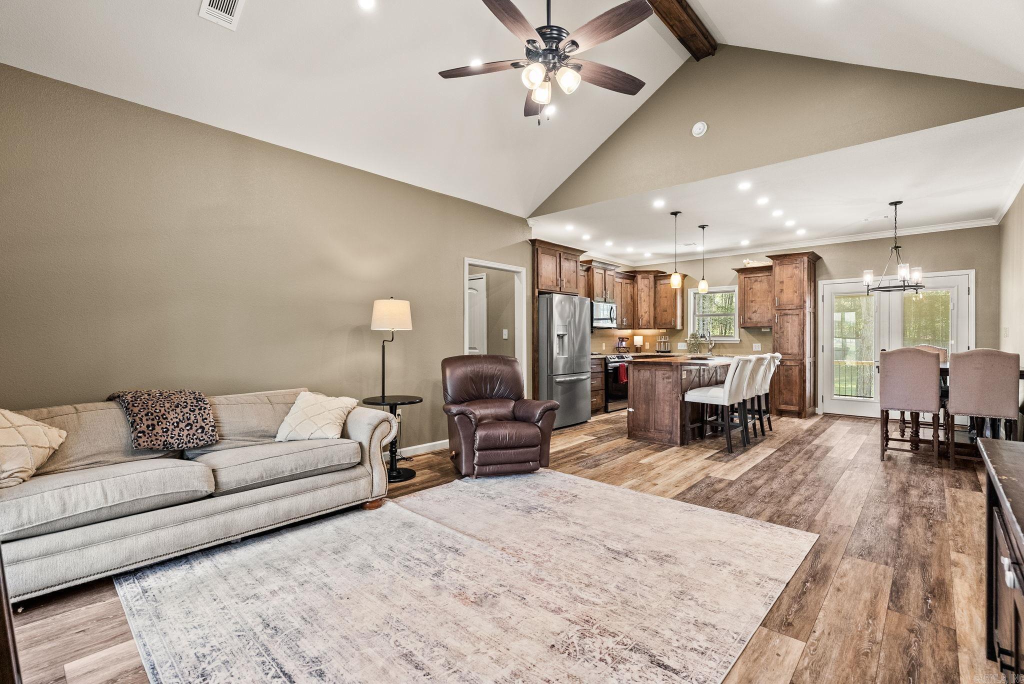 16 Trina  Greenbrier, AR