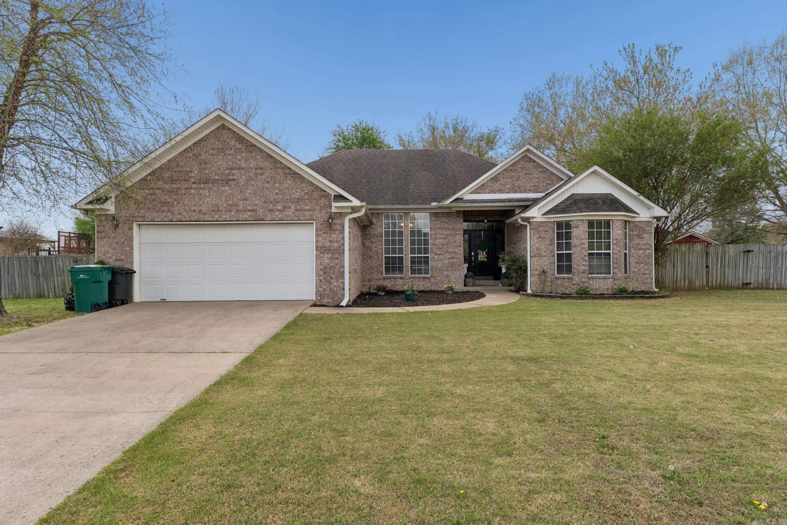 6 ROSS Dr.  Vilonia, AR