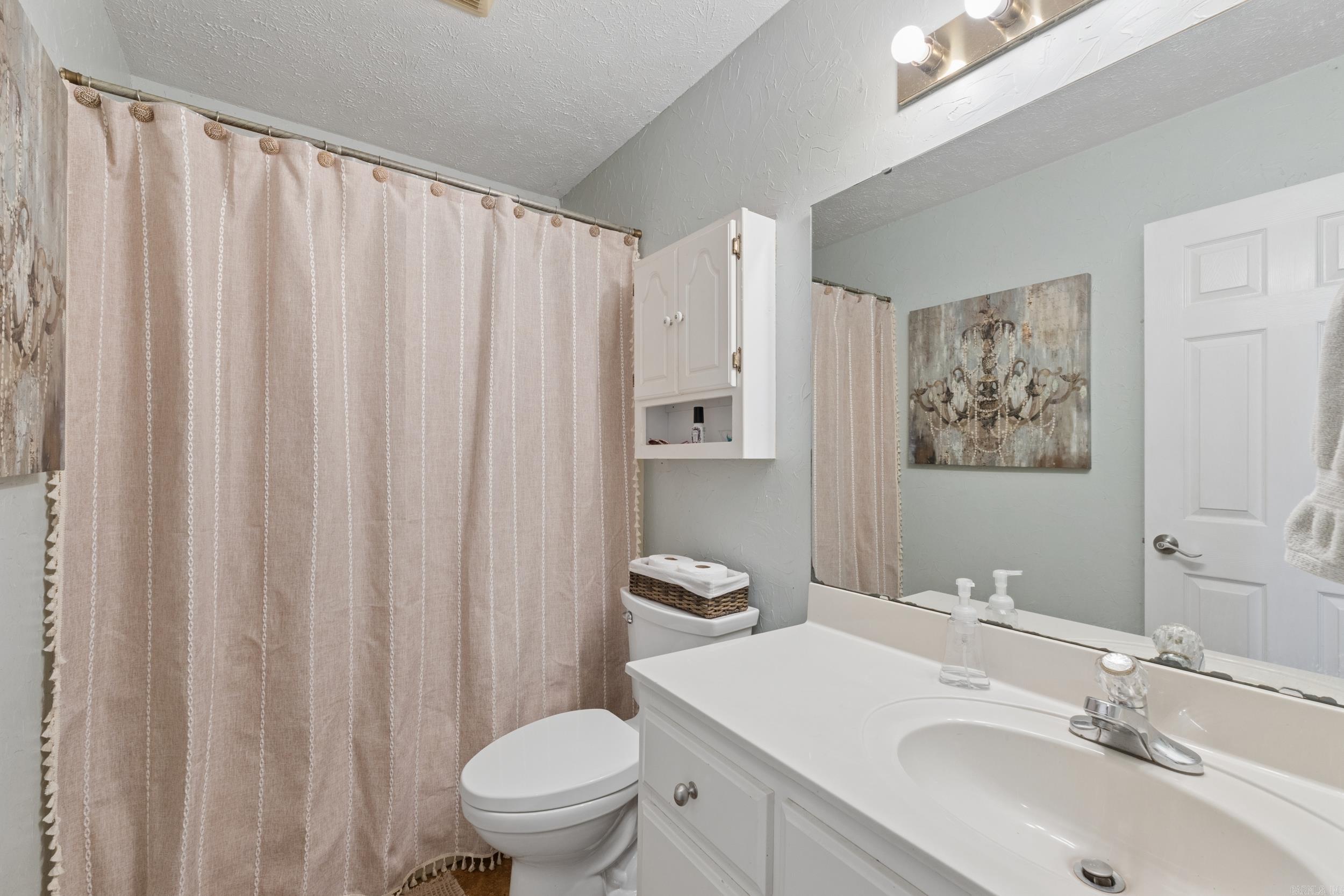 6 ROSS Dr.  Vilonia, AR