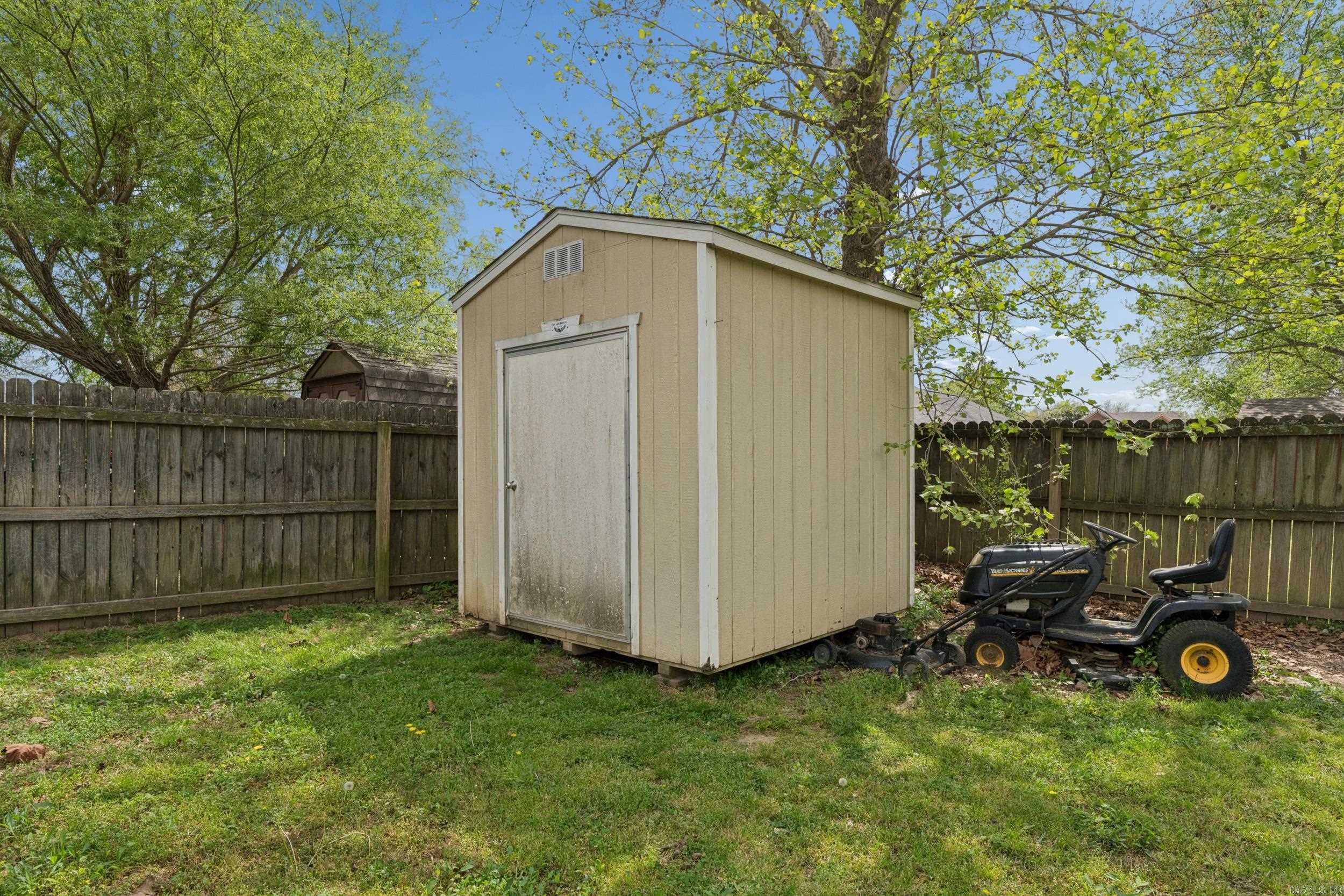 6 ROSS Dr.  Vilonia, AR