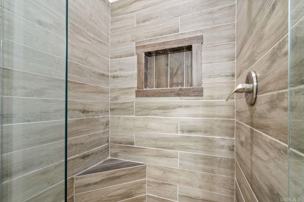 1693 Treasure Isle Road  Hot Springs, AR