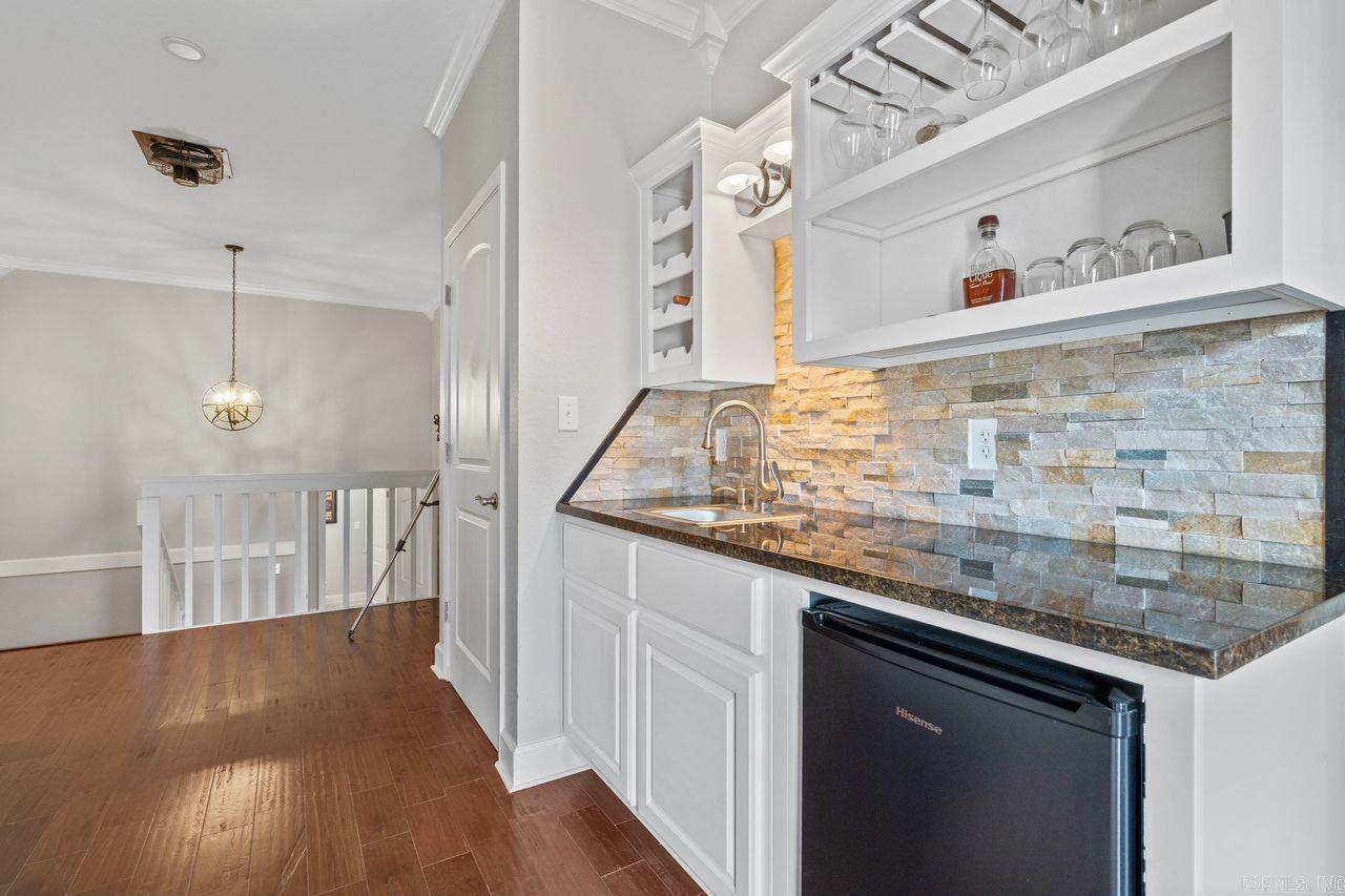 1693 Treasure Isle Road  Hot Springs, AR