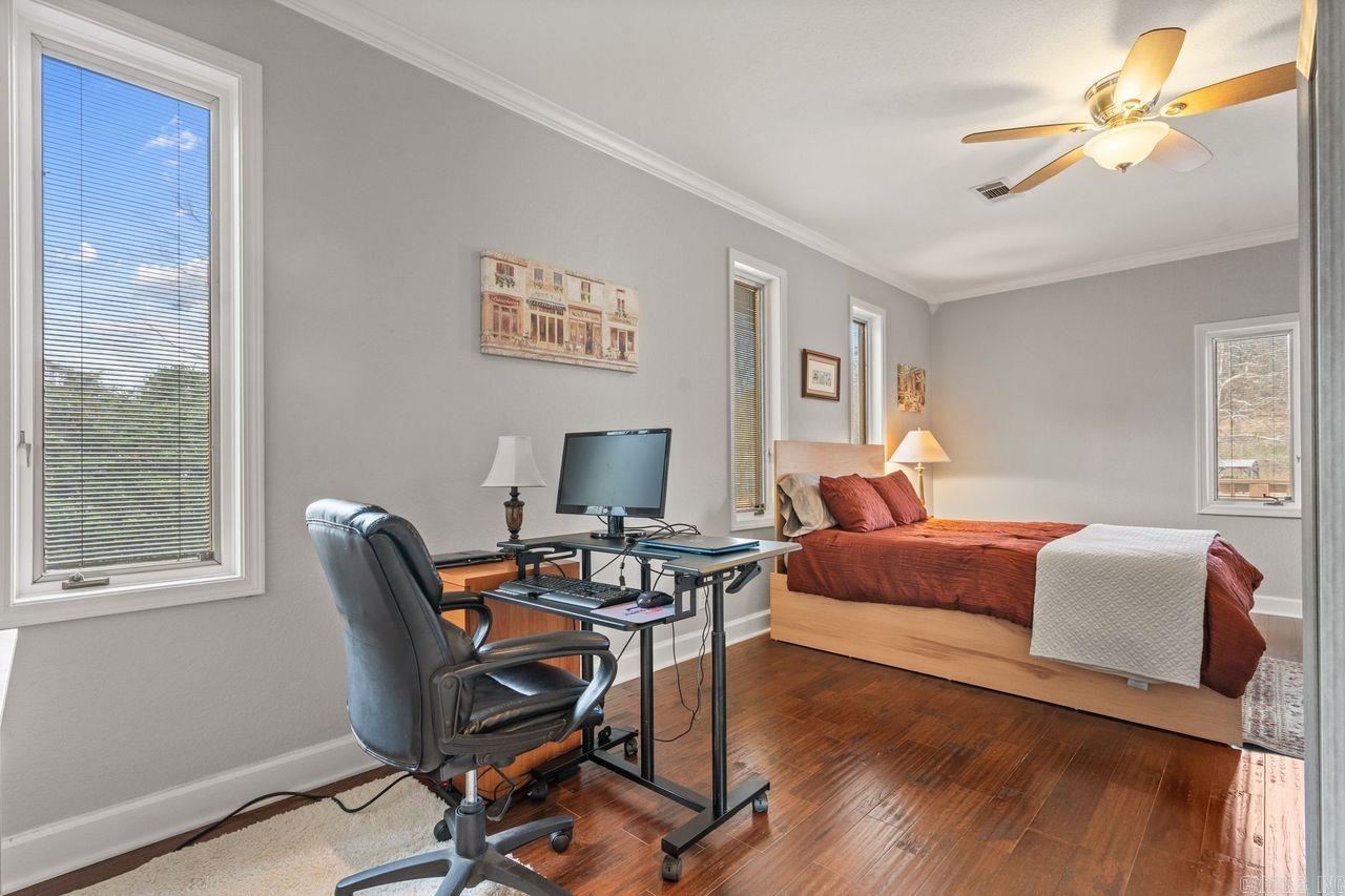 1693 Treasure Isle Road  Hot Springs, AR