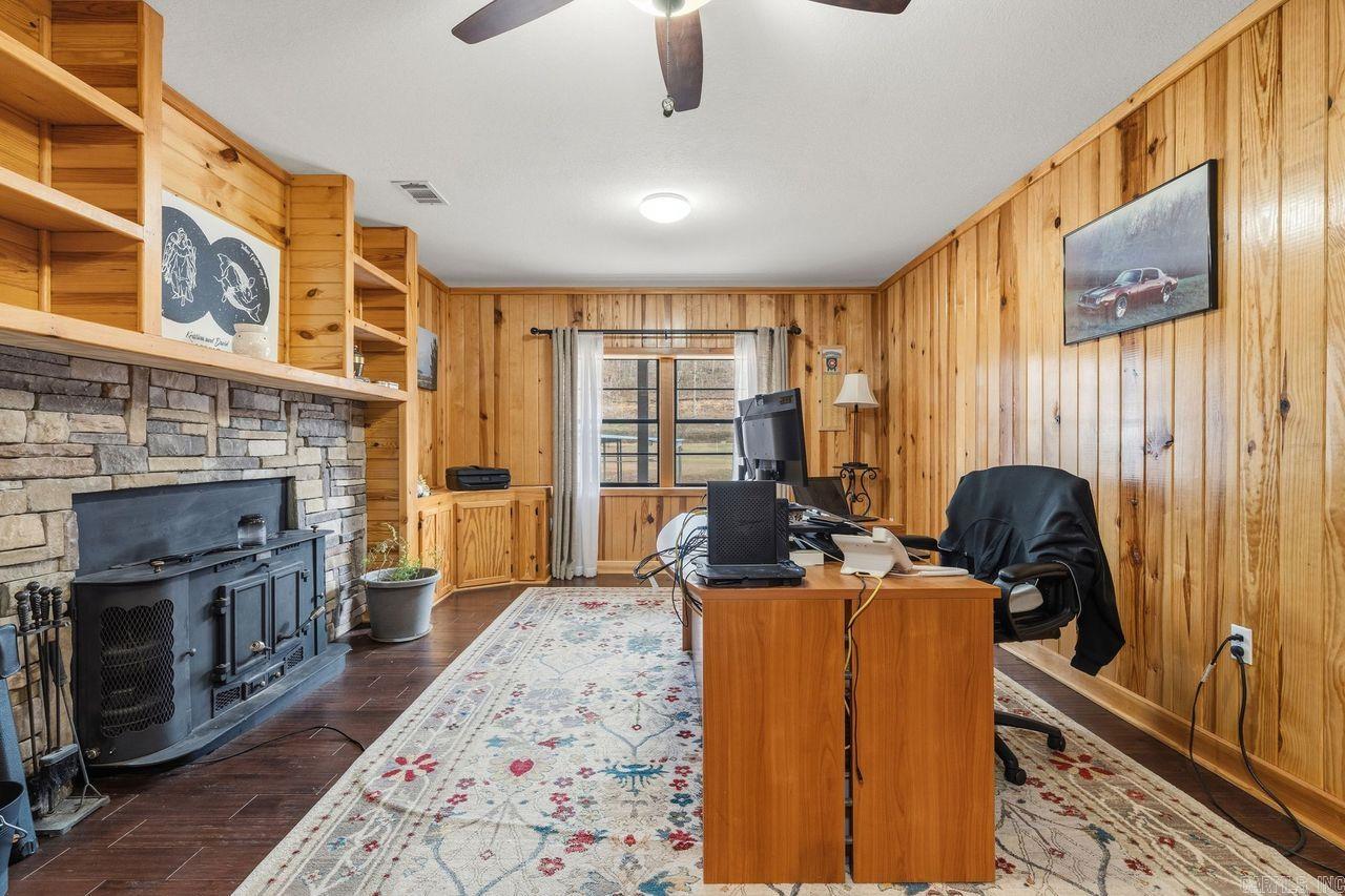 1693 Treasure Isle Road  Hot Springs, AR