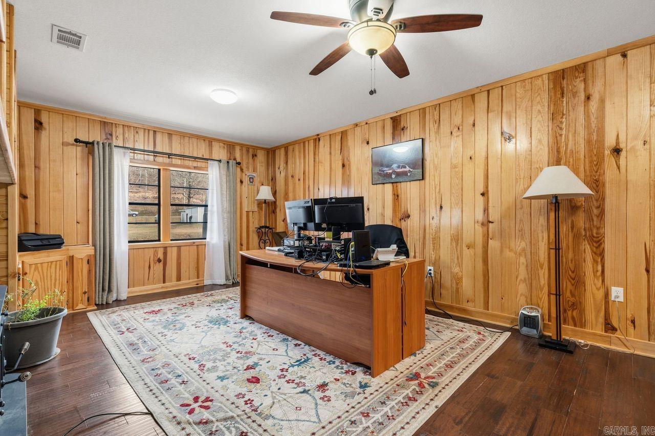 1693 Treasure Isle Road  Hot Springs, AR