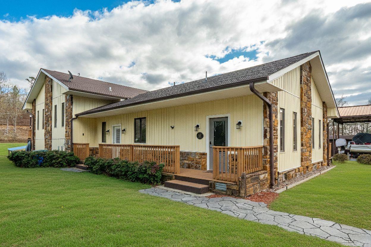 1693 Treasure Isle Road  Hot Springs, AR