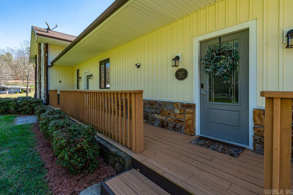 1693 Treasure Isle Road  Hot Springs, AR