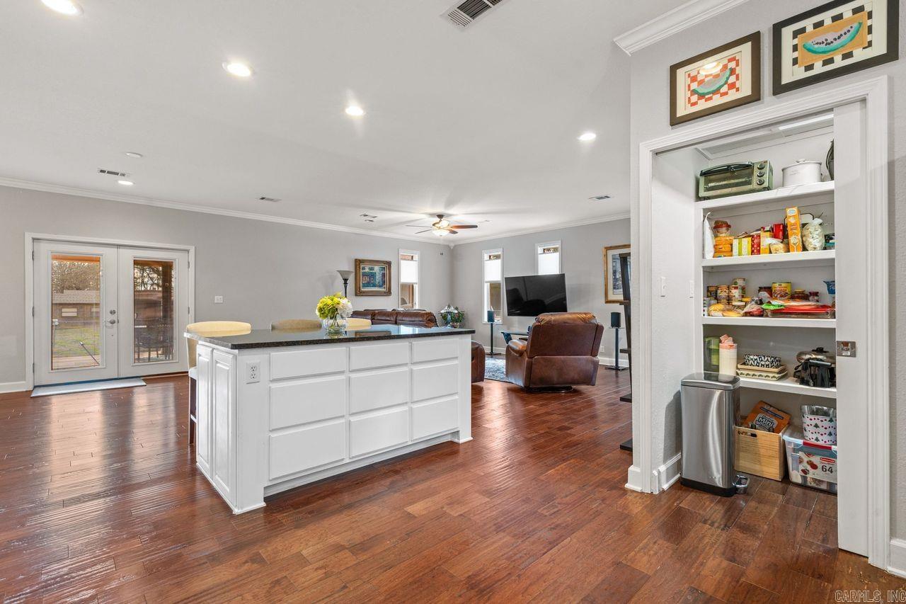 1693 Treasure Isle Road  Hot Springs, AR