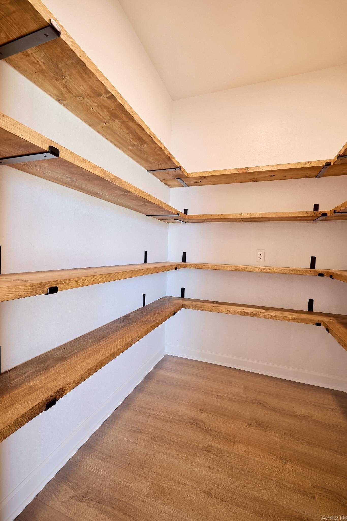 10557 W Miller Sardis Road  Bauxite, AR