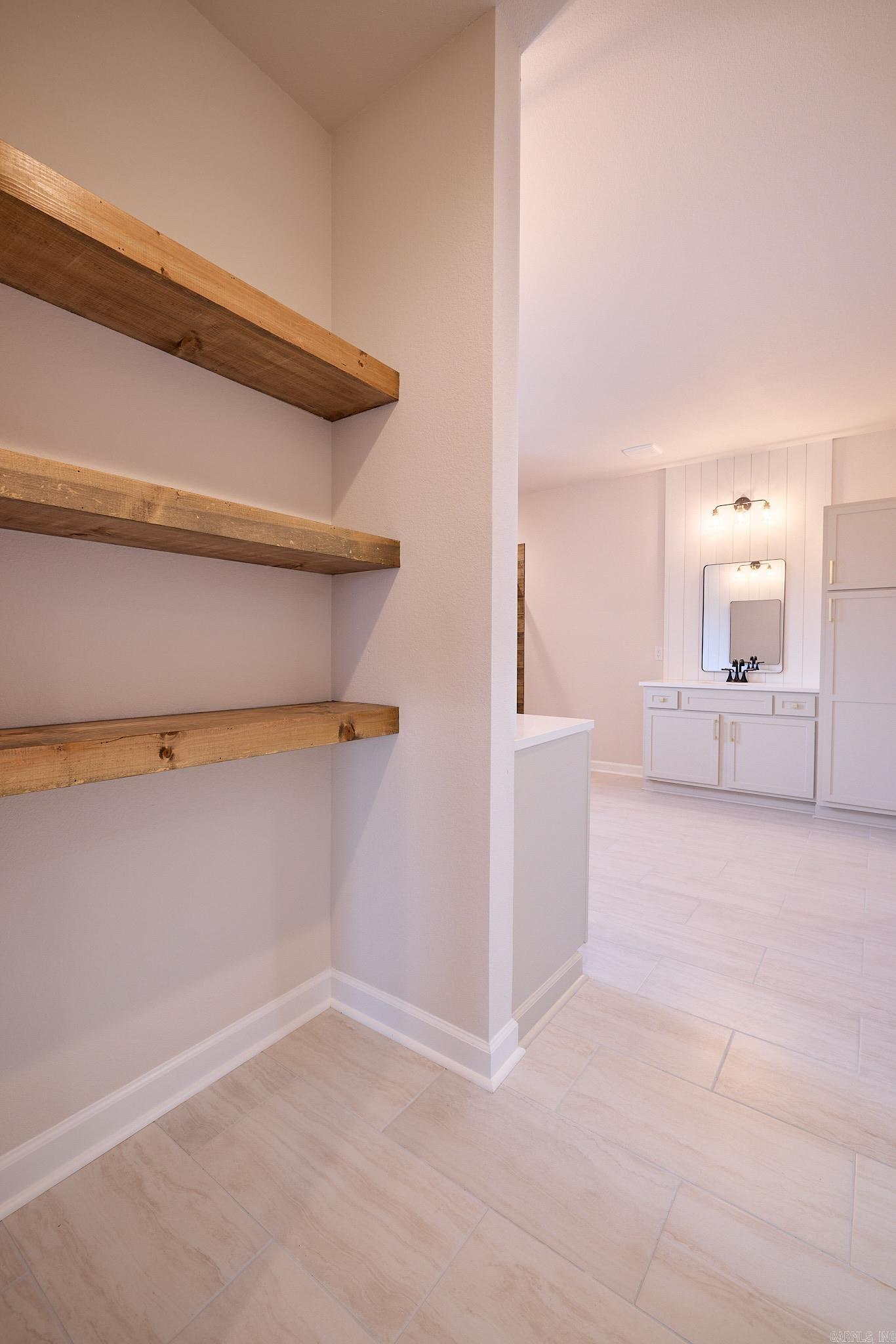 10557 W Miller Sardis Road  Bauxite, AR