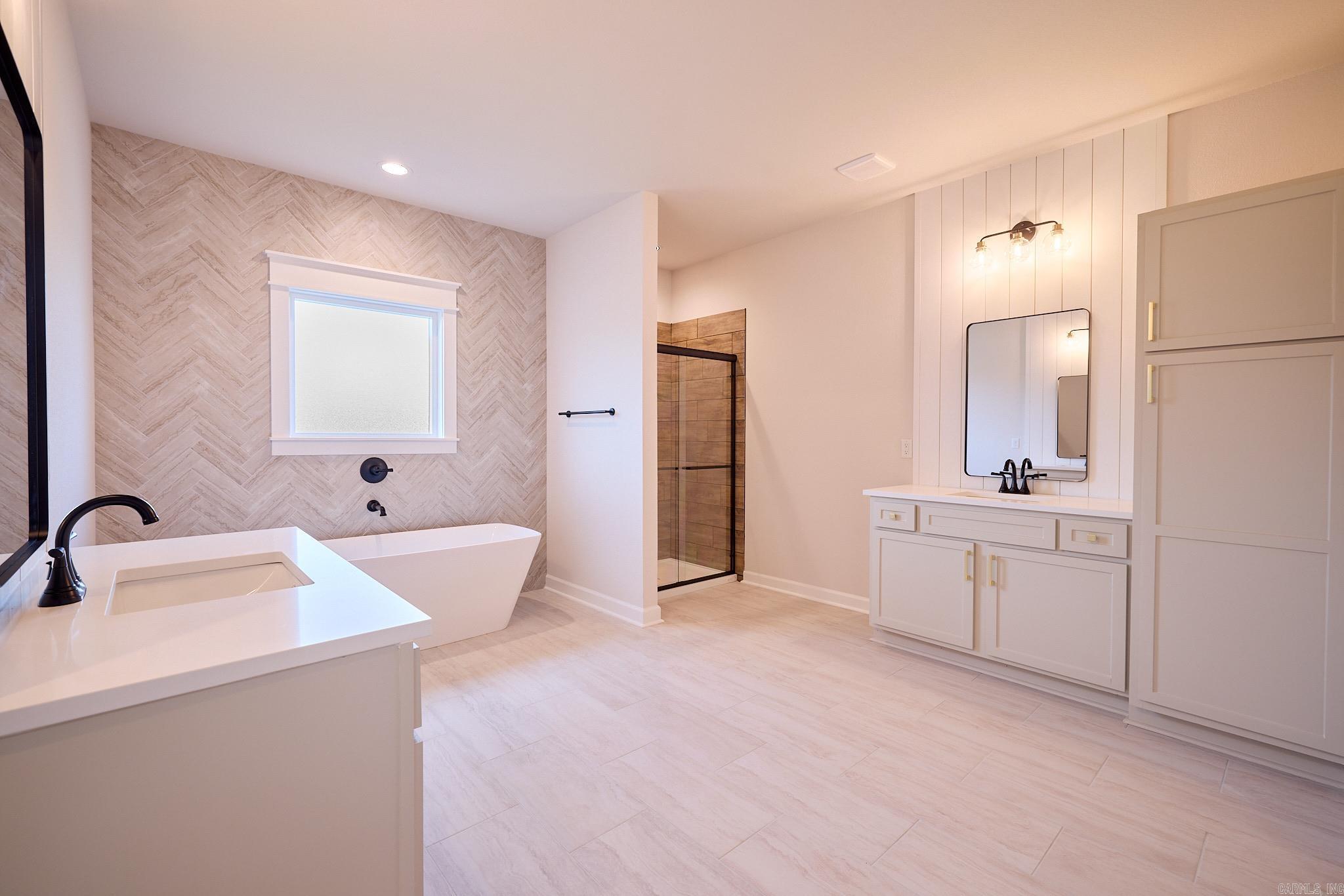 10557 W Miller Sardis Road  Bauxite, AR