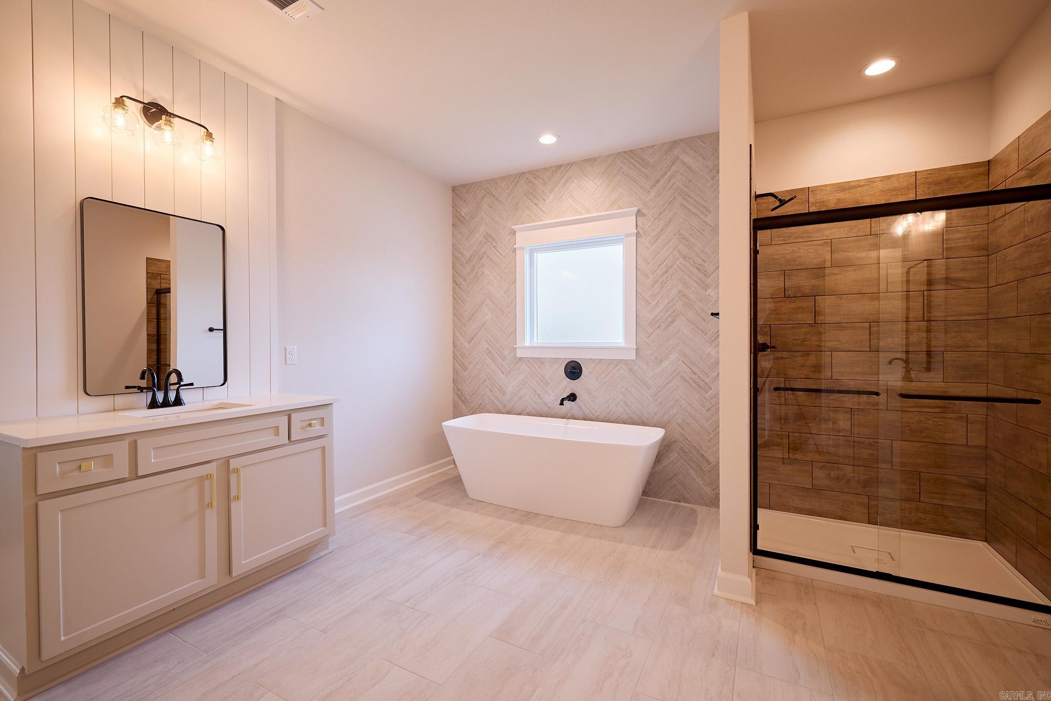 10557 W Miller Sardis Road  Bauxite, AR