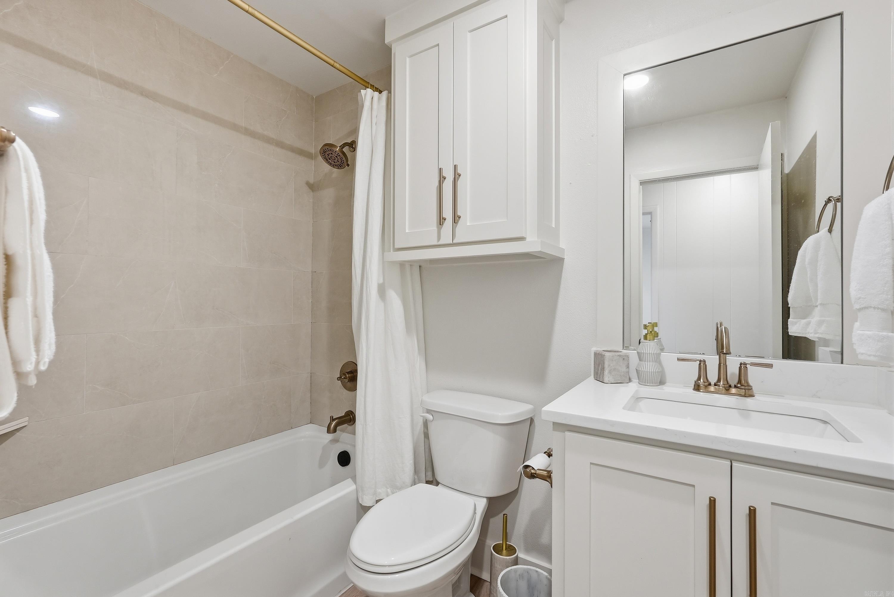 8000 Hwy 300  Roland, AR