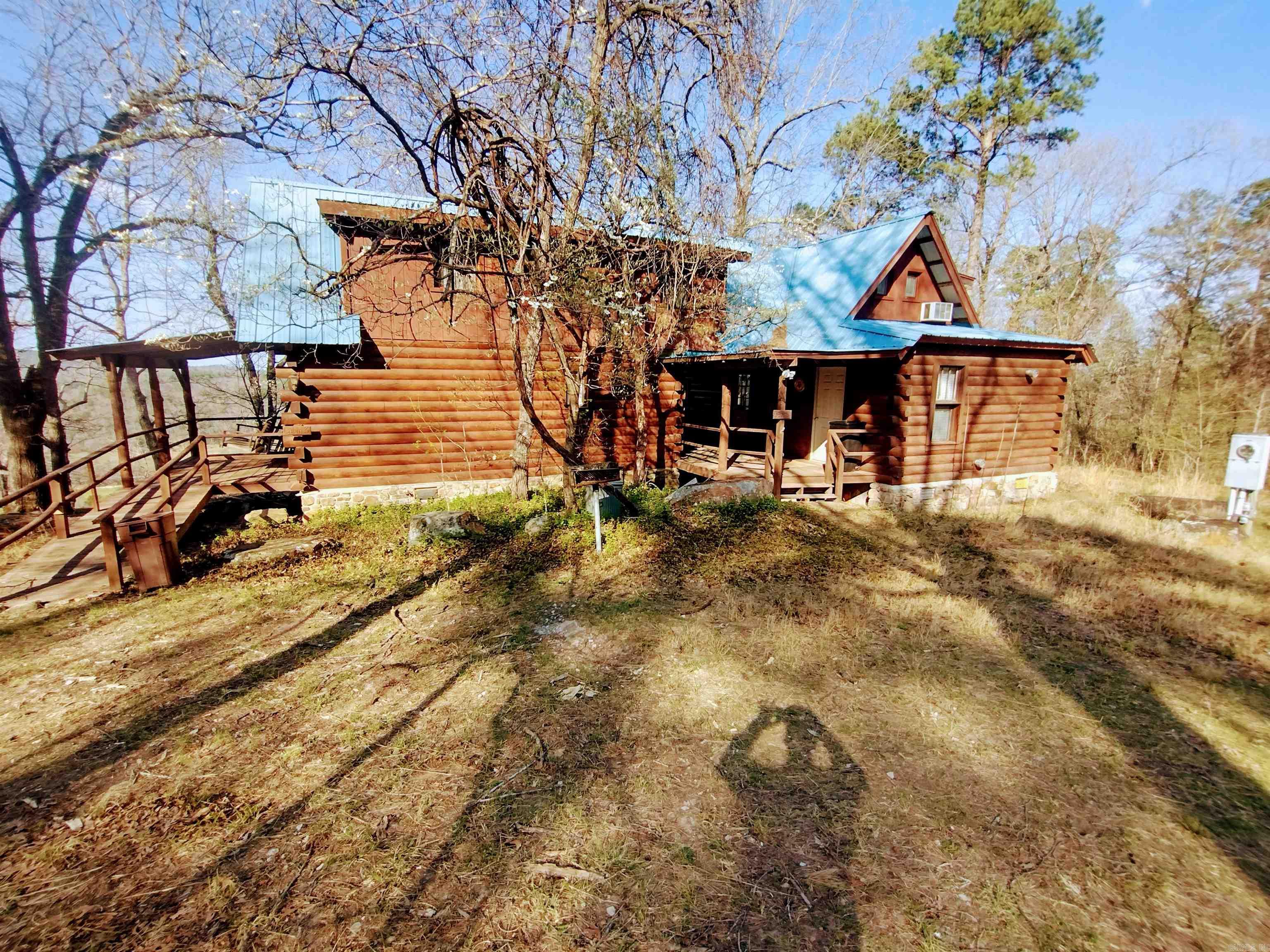 1444 Forest Home LN  Mountain View, AR