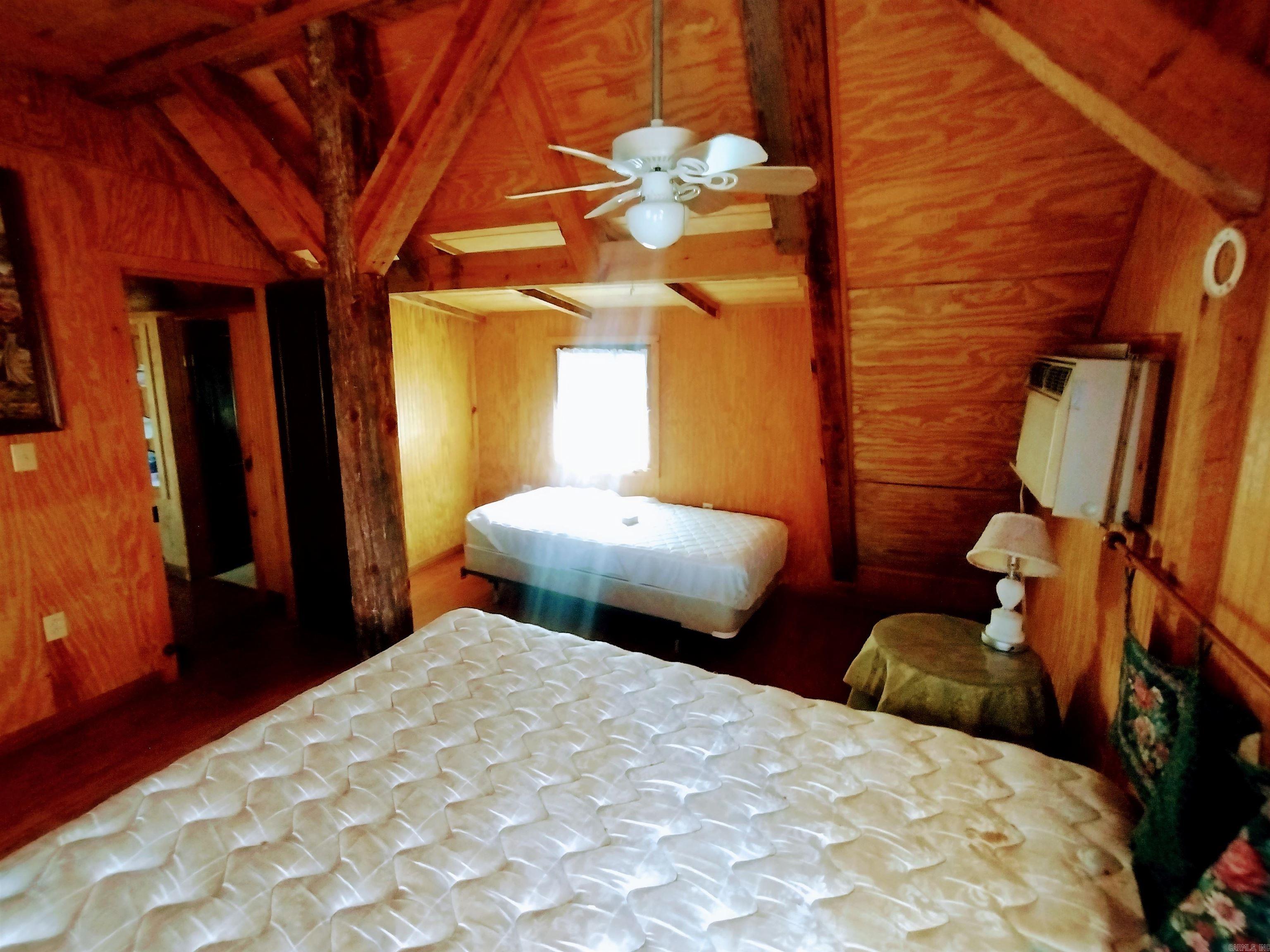 1444 Forest Home LN  Mountain View, AR