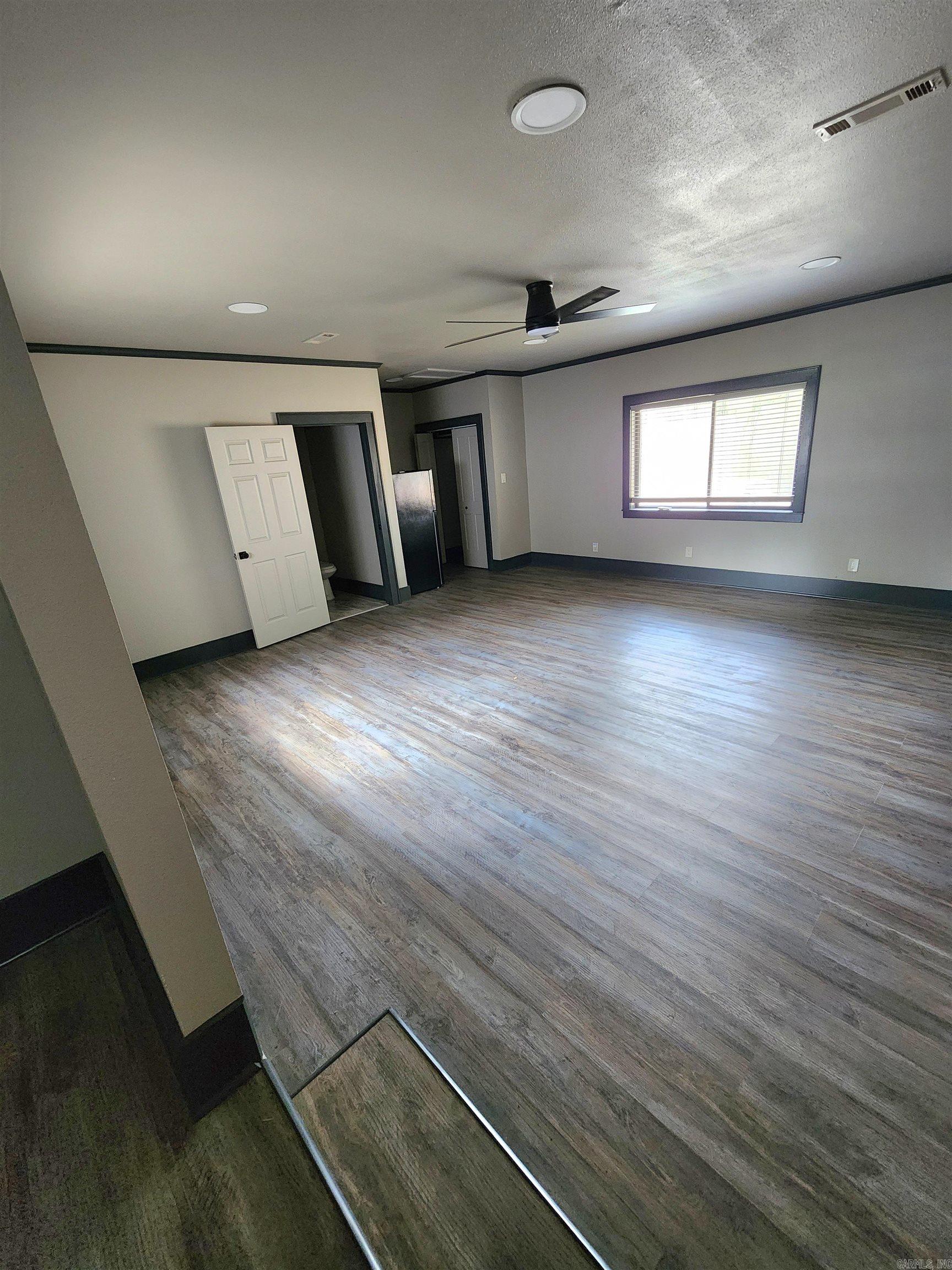 206 W High St  Sheridan, AR