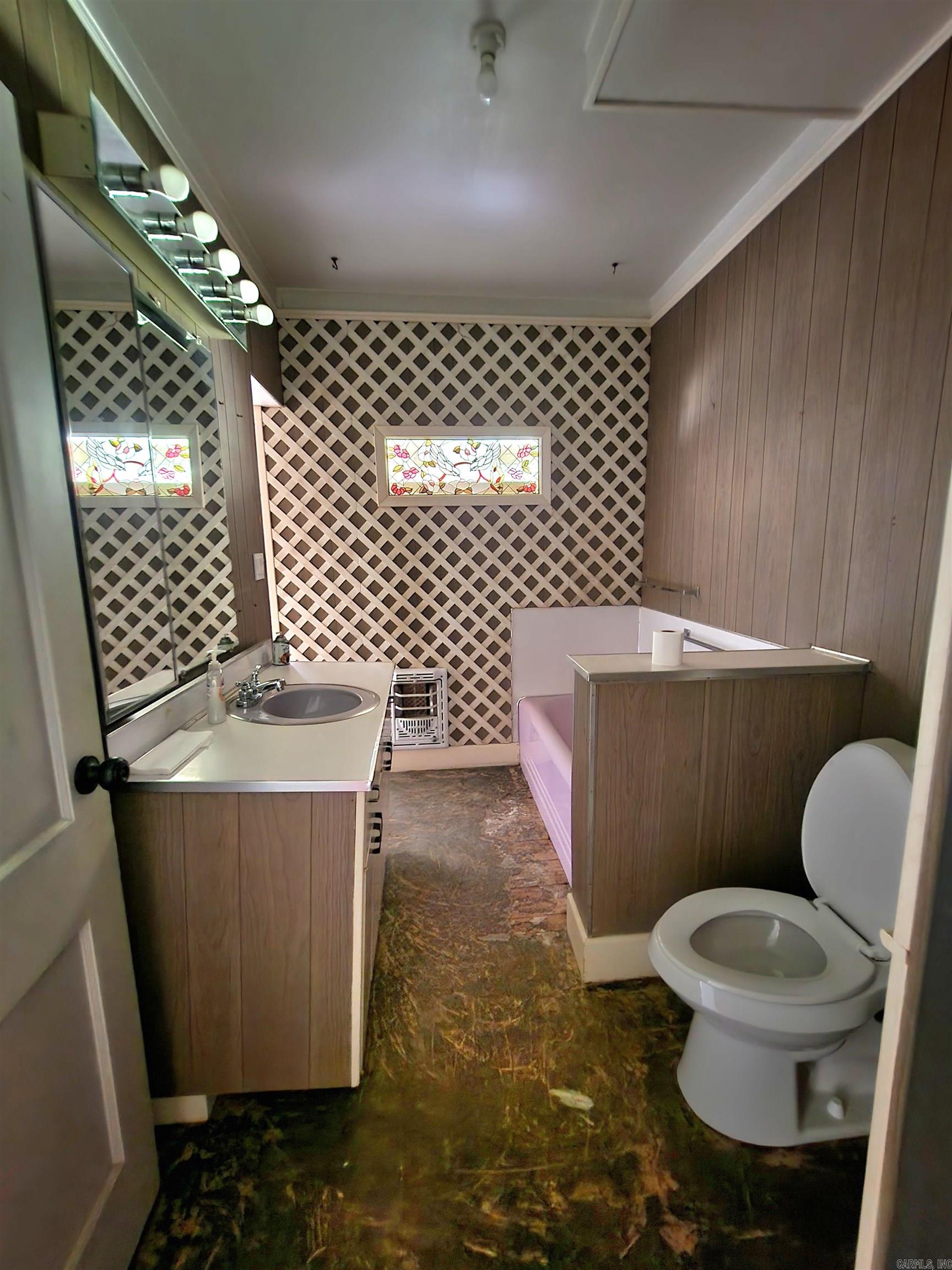 206 W High St  Sheridan, AR