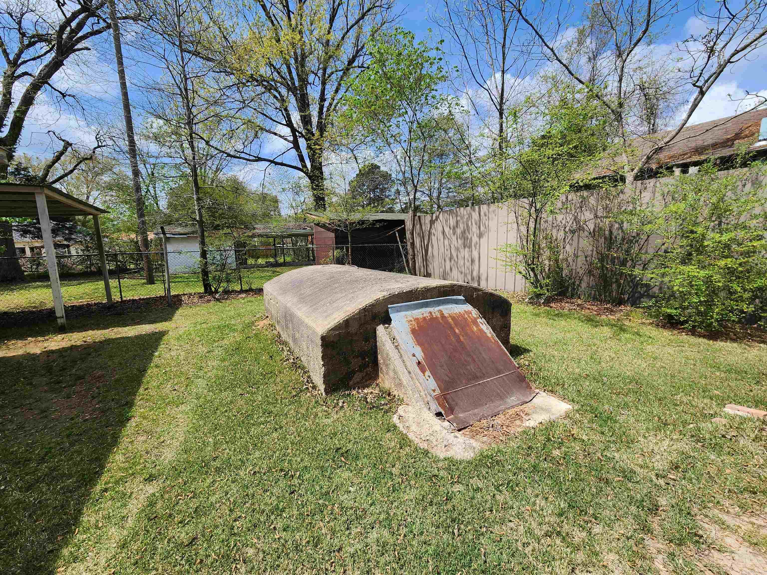 206 W High St  Sheridan, AR