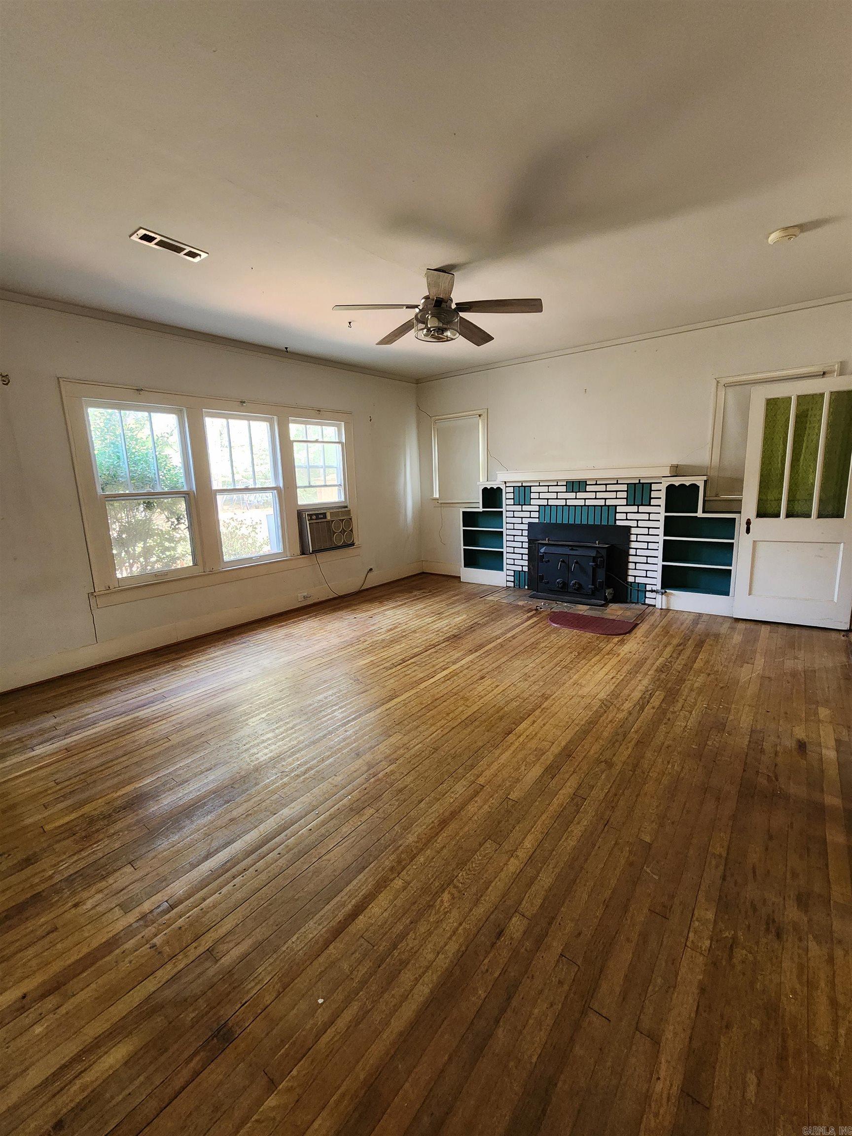 206 W High St  Sheridan, AR