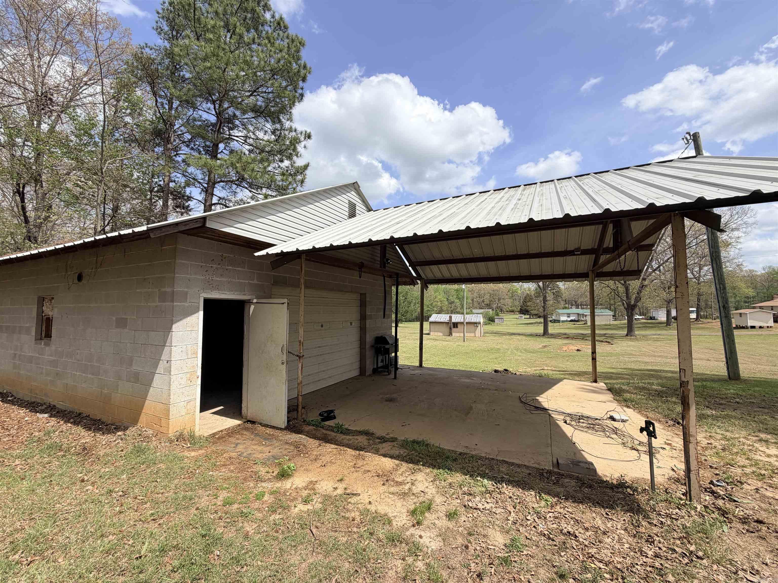 3930 Campground  Austin, AR