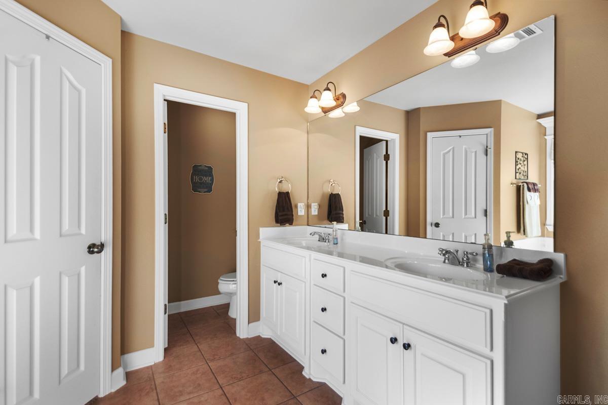 3006 Mustang Cv  Alexander, AR