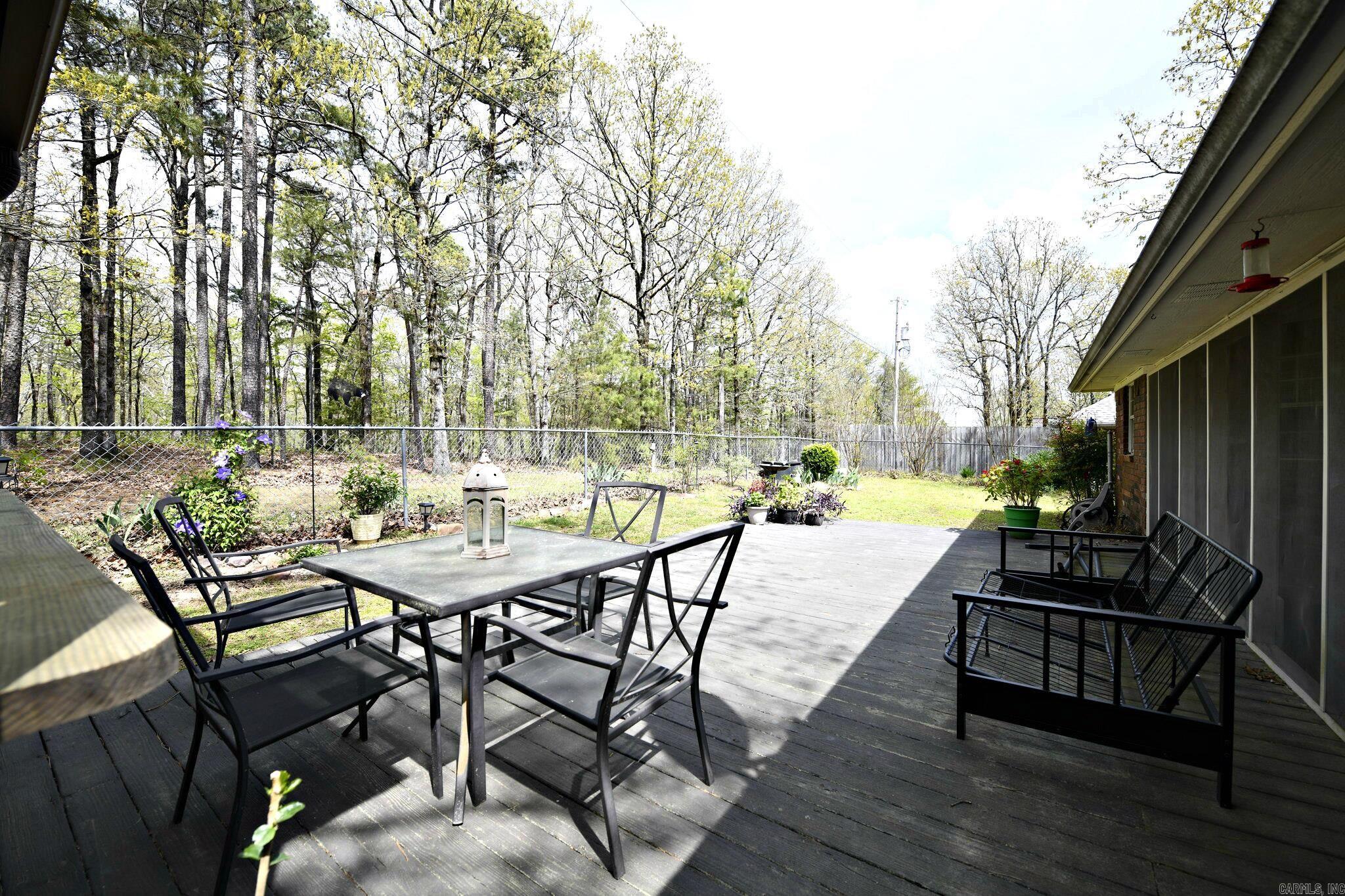 1208 Redbud Dr Mena, AR 71953