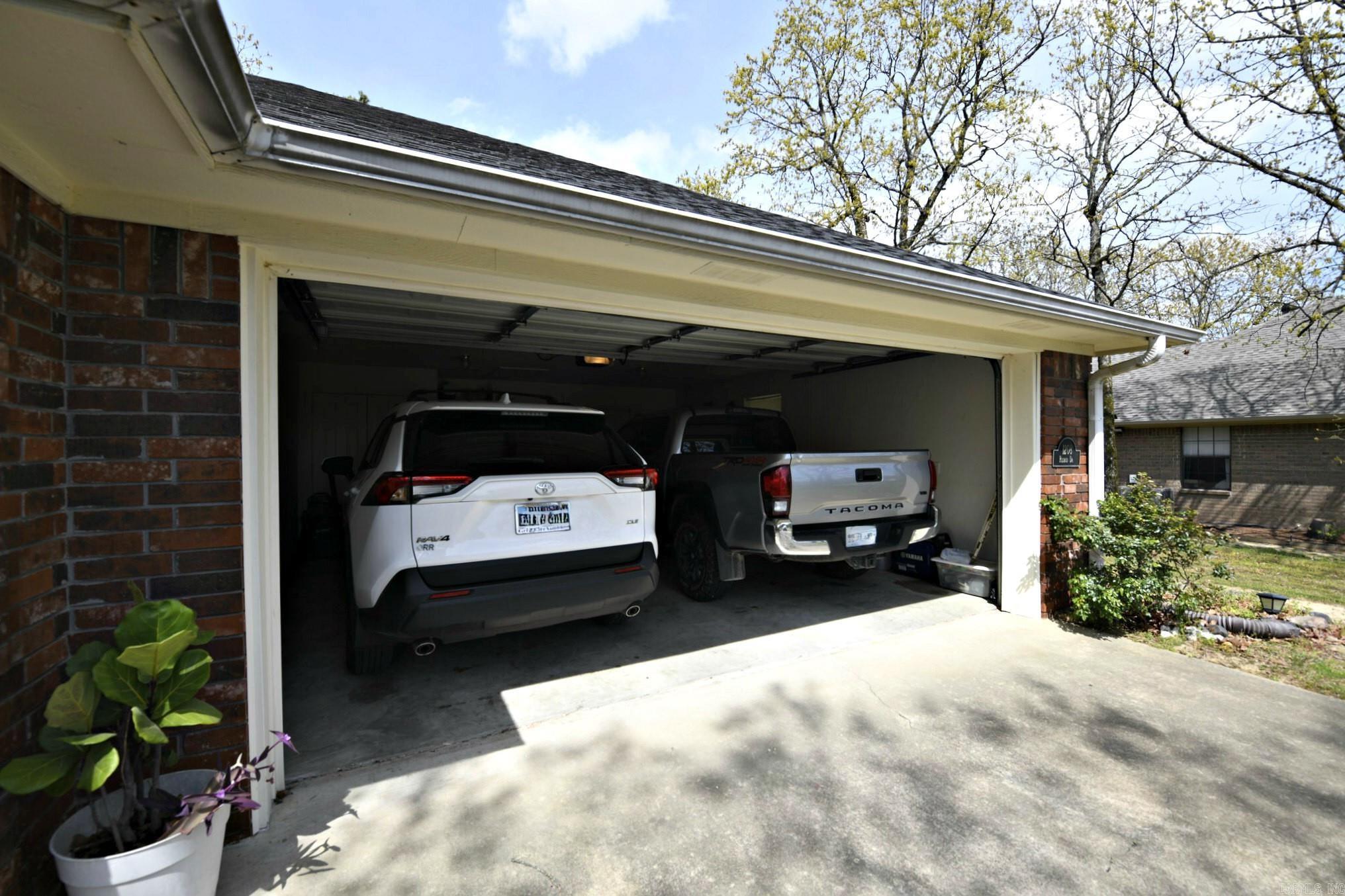 1208 Redbud Dr Mena, AR 71953