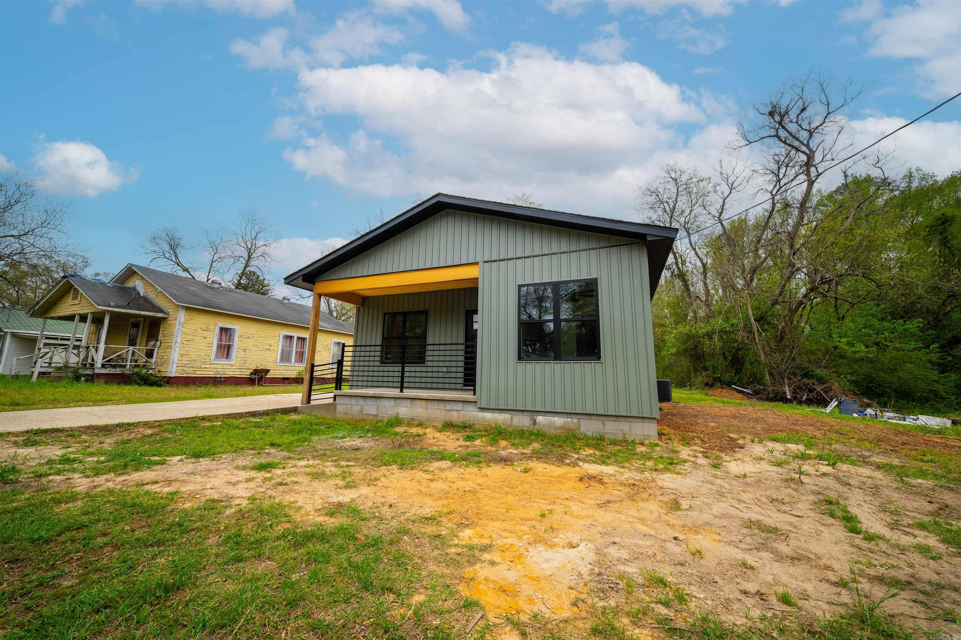 475 Hawkins  Camden, AR