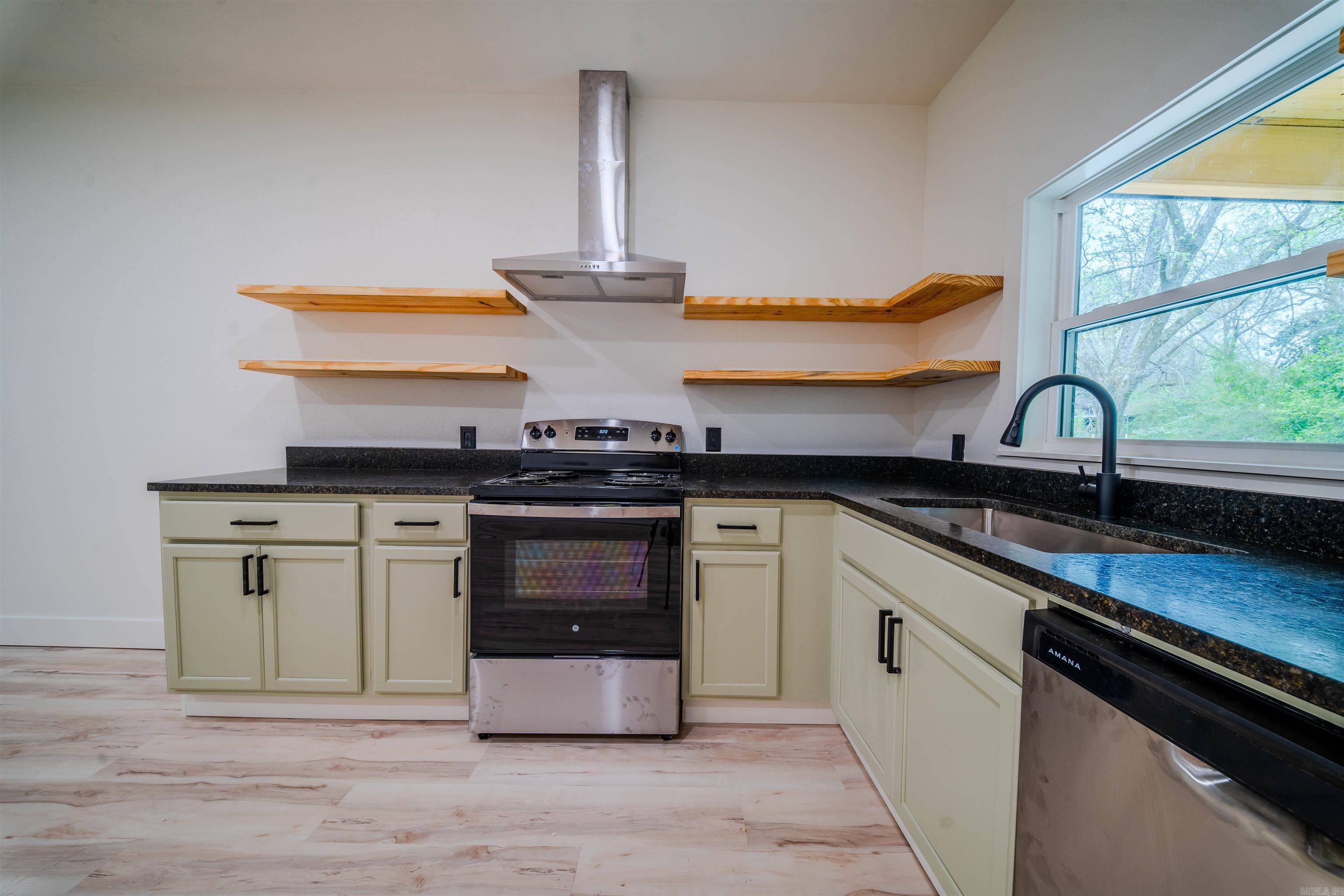 475 Hawkins  Camden, AR