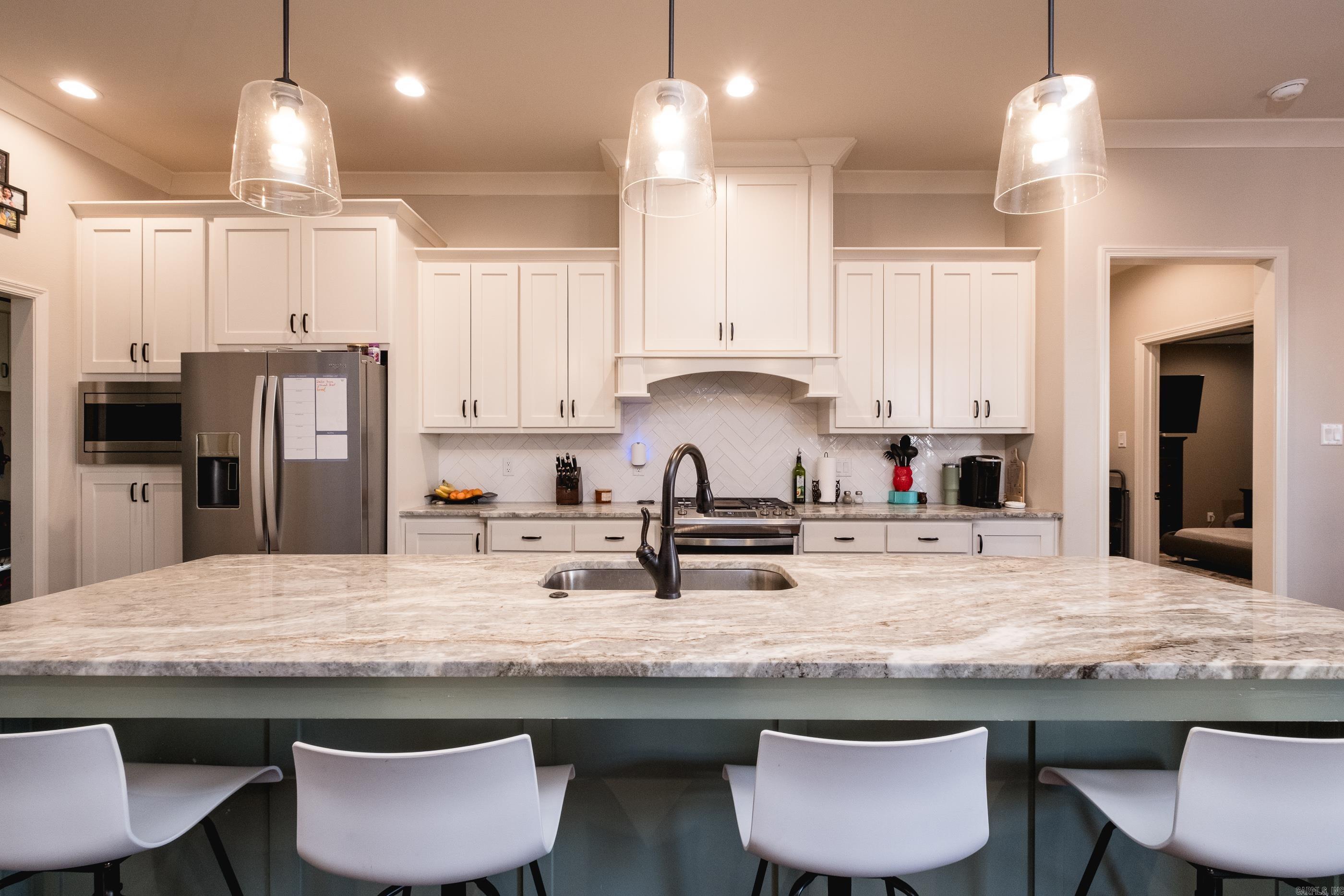 885 Oak Forest Circle Sherwood, AR 72120