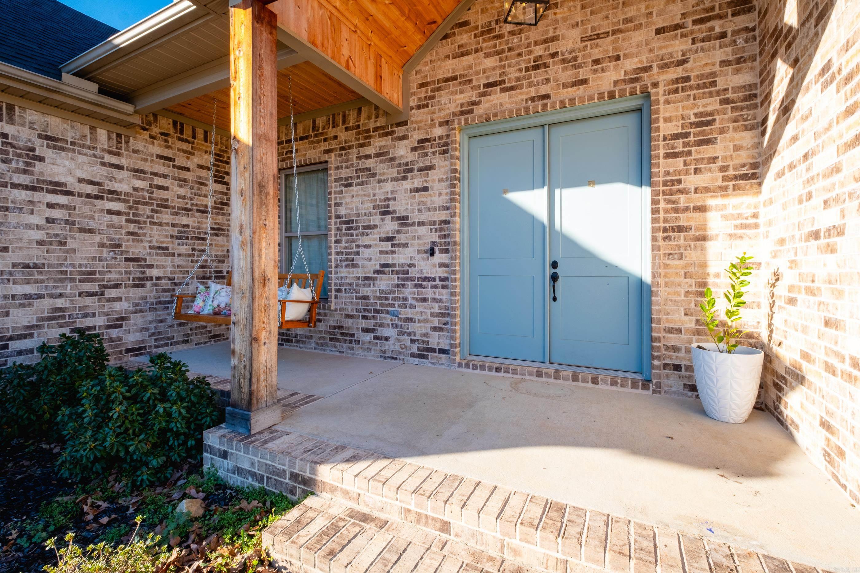 885 Oak Forest Circle Sherwood, AR 72120