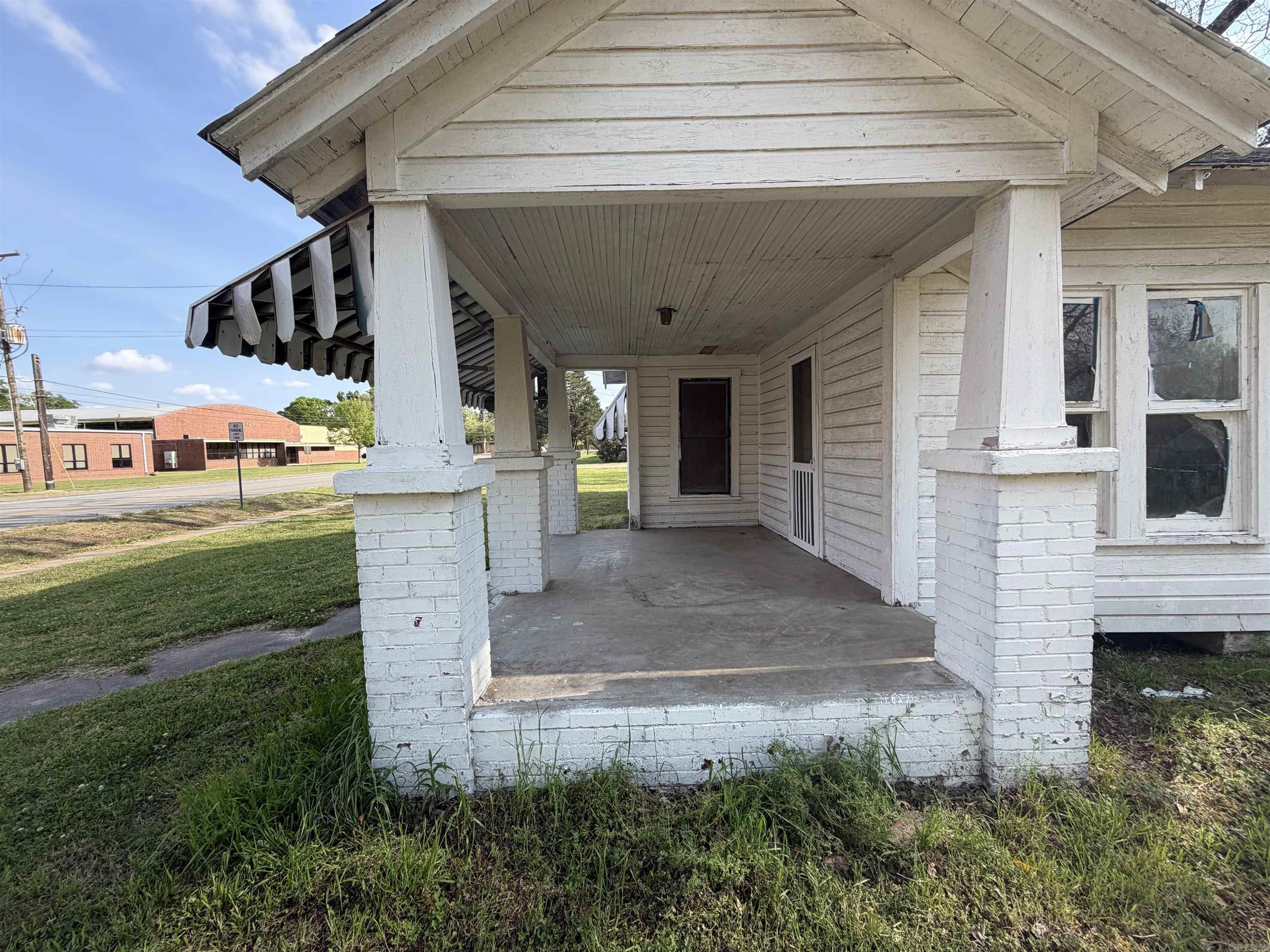 316 college  Dumas, AR