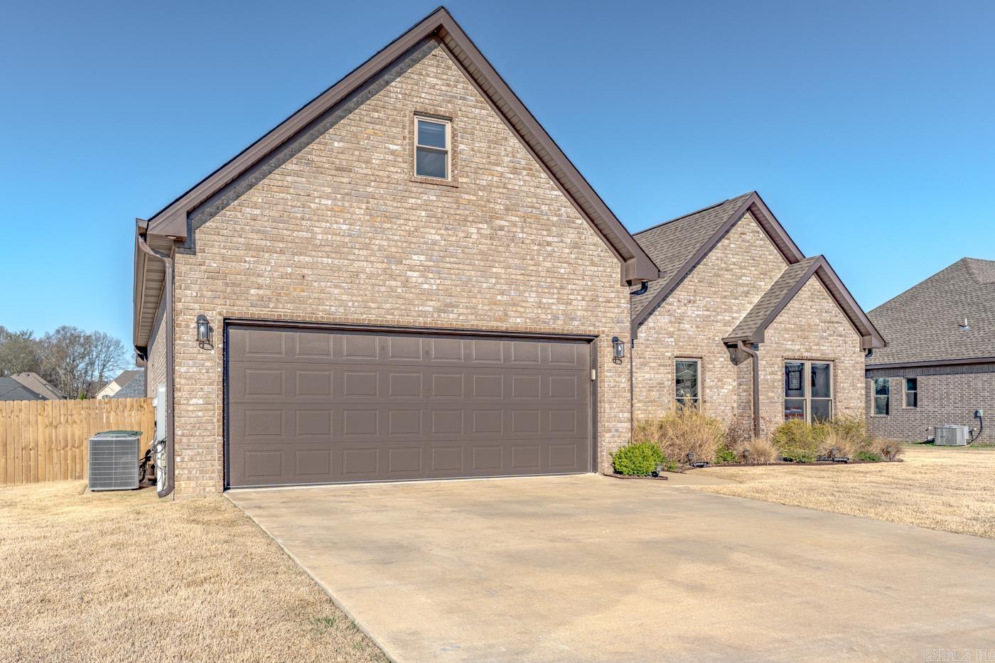 105 Eva Ln  Brookland, AR