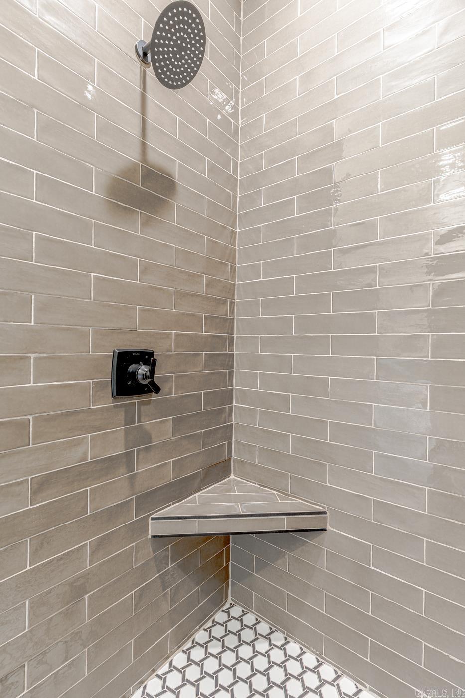 105 Eva Ln  Brookland, AR