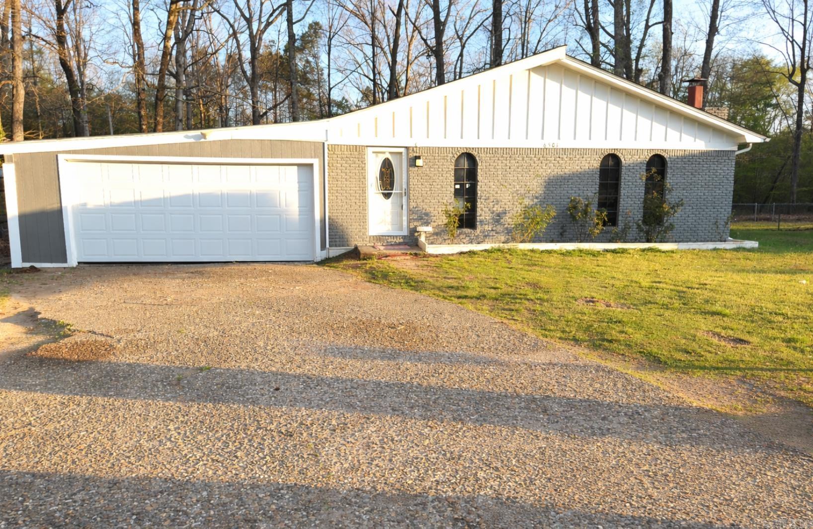 6501 ONYX Drive Little Rock, AR 72209