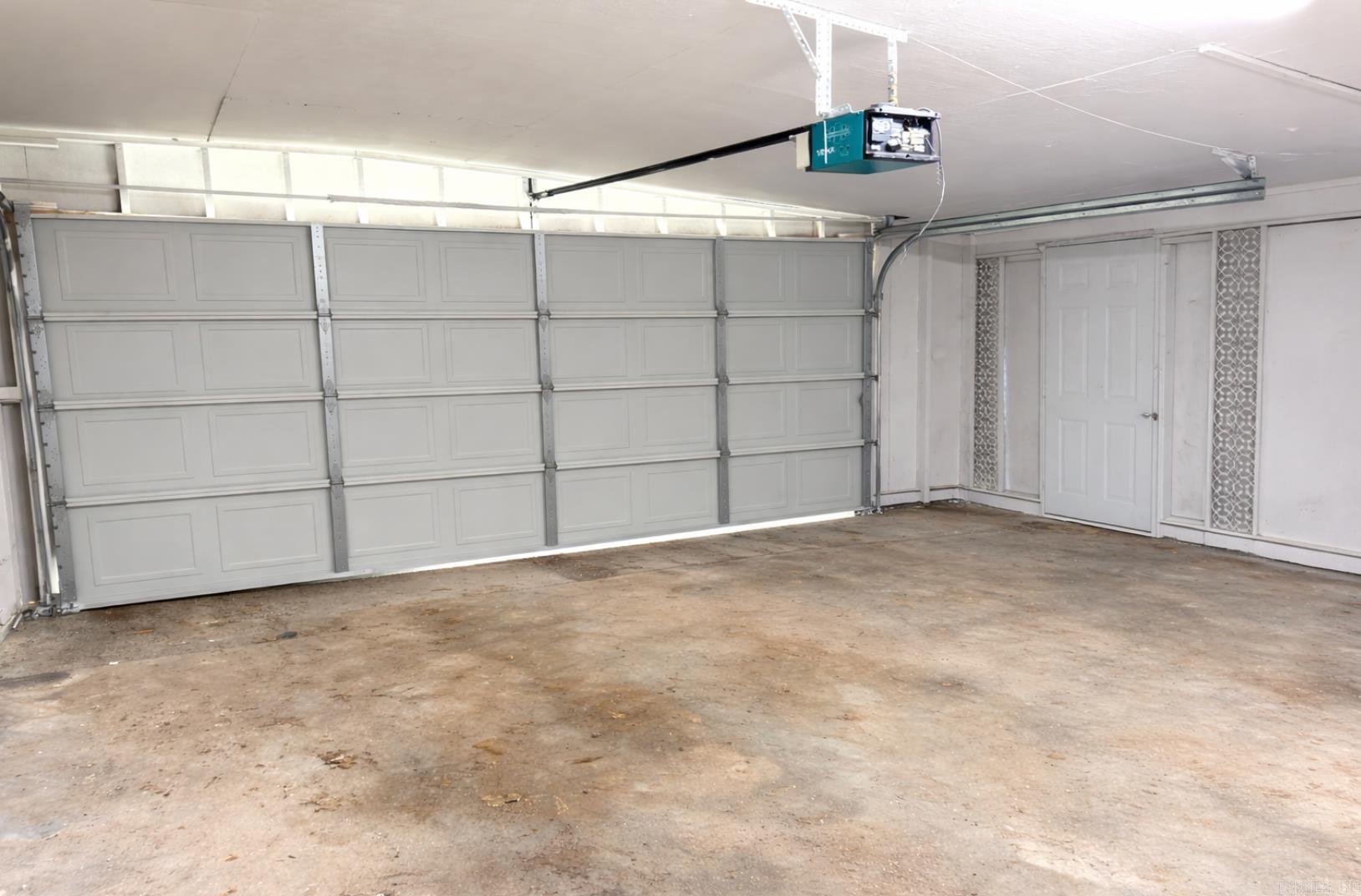 6501 ONYX Drive Little Rock, AR 72209