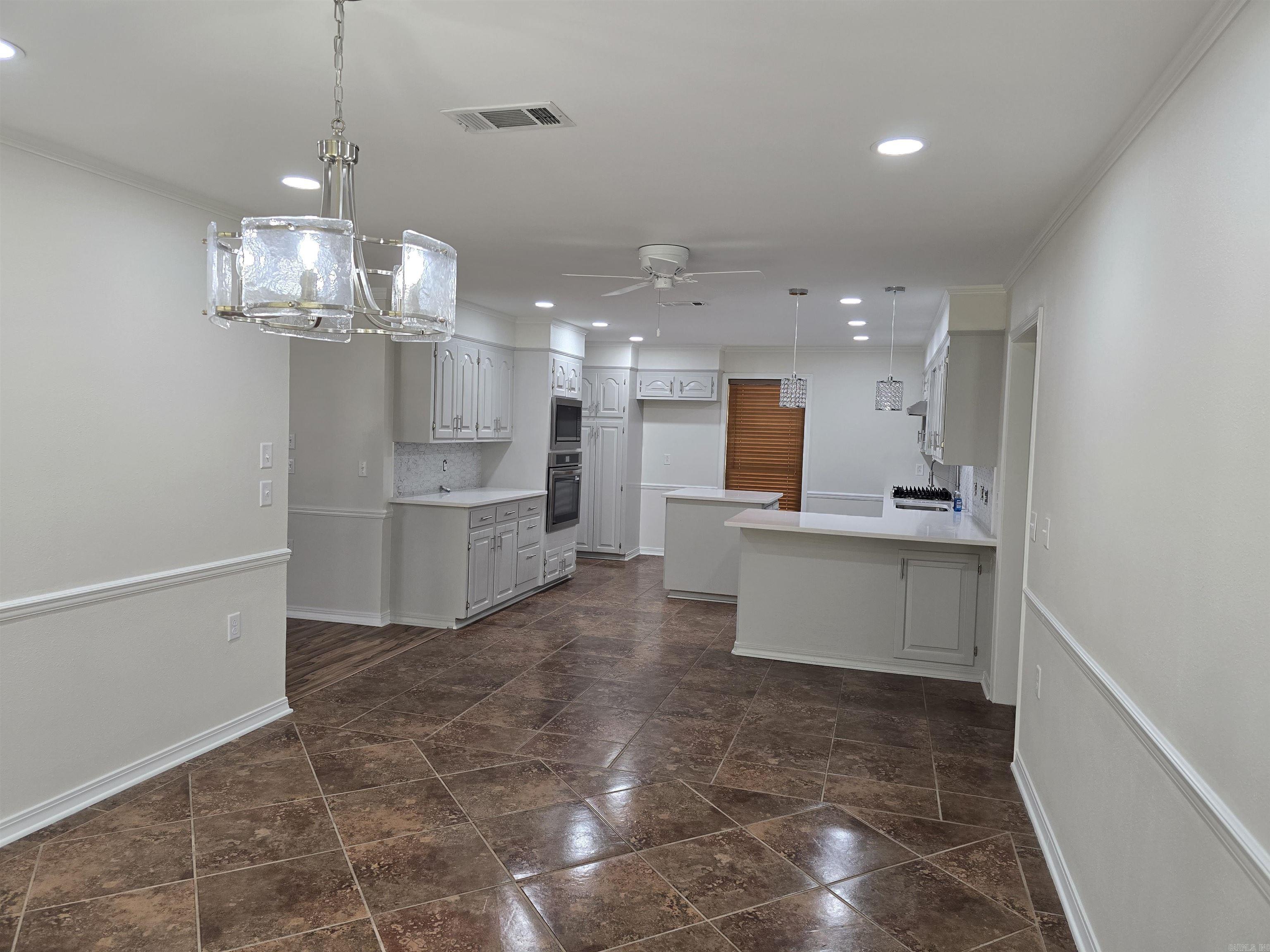 1265 Hollow Hills Camden, AR 71701