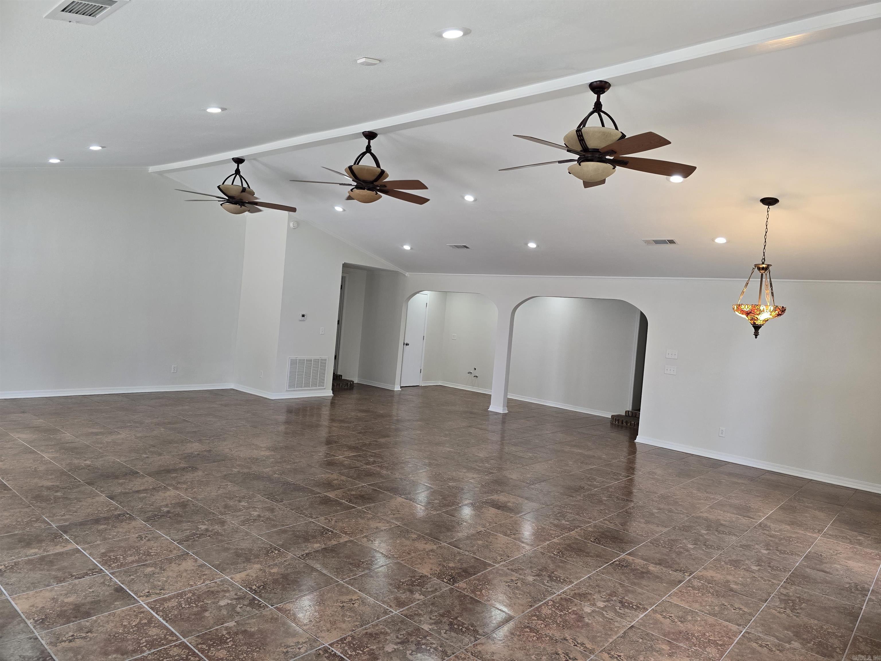 1265 Hollow Hills Camden, AR 71701