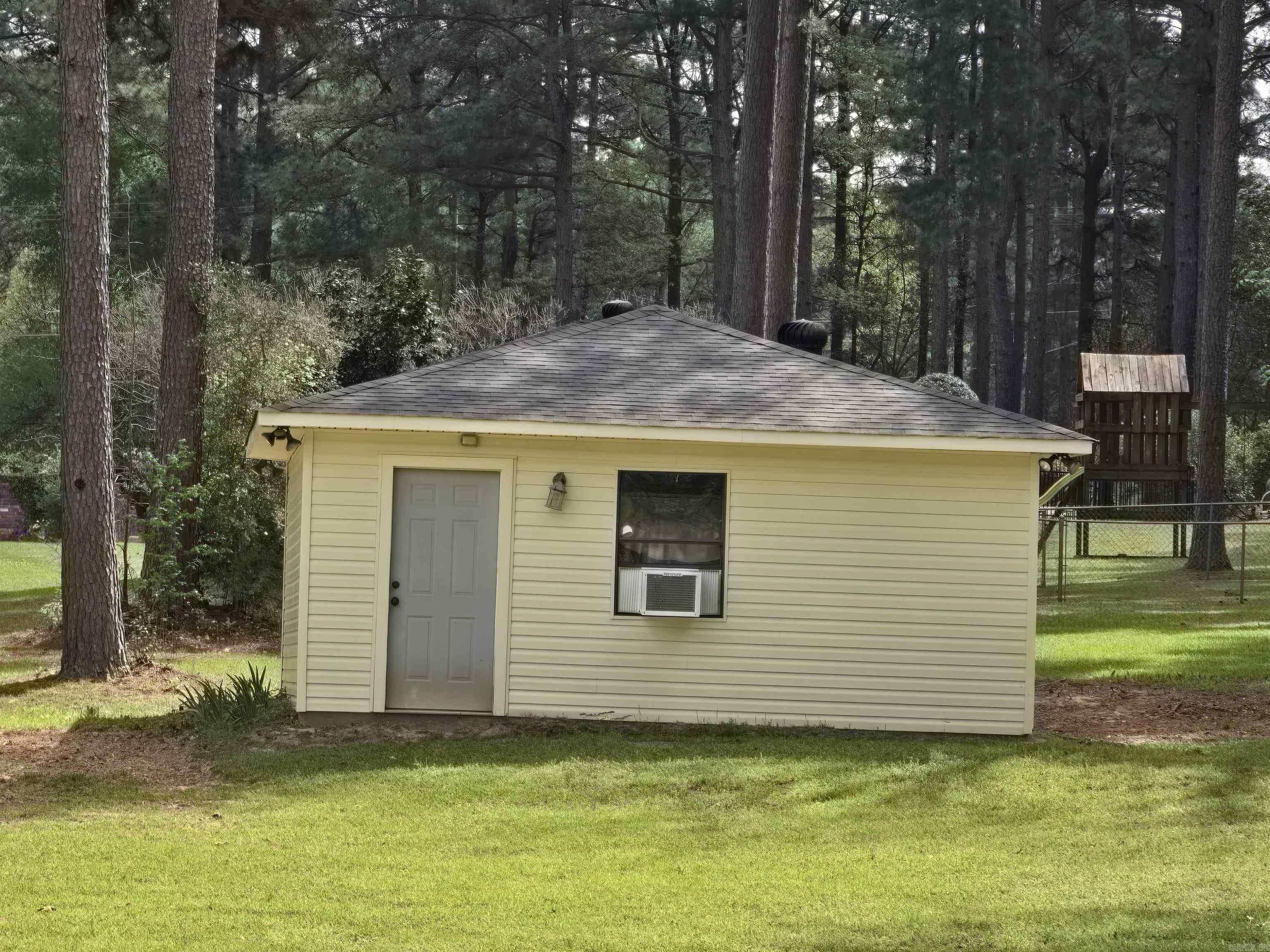 1265 Hollow Hills Camden, AR 71701