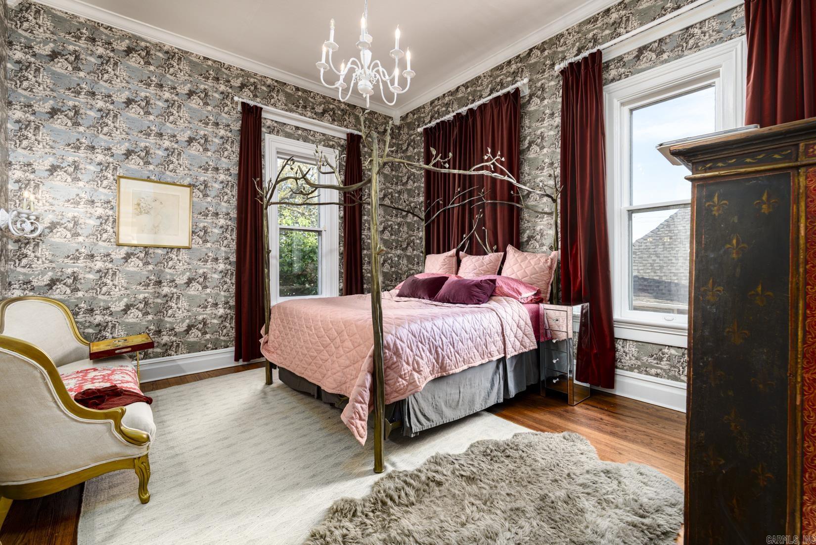 1704 Center  Little Rock, AR