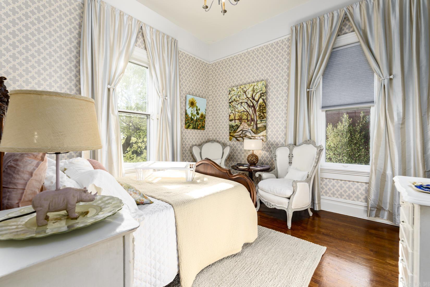 1704 Center  Little Rock, AR