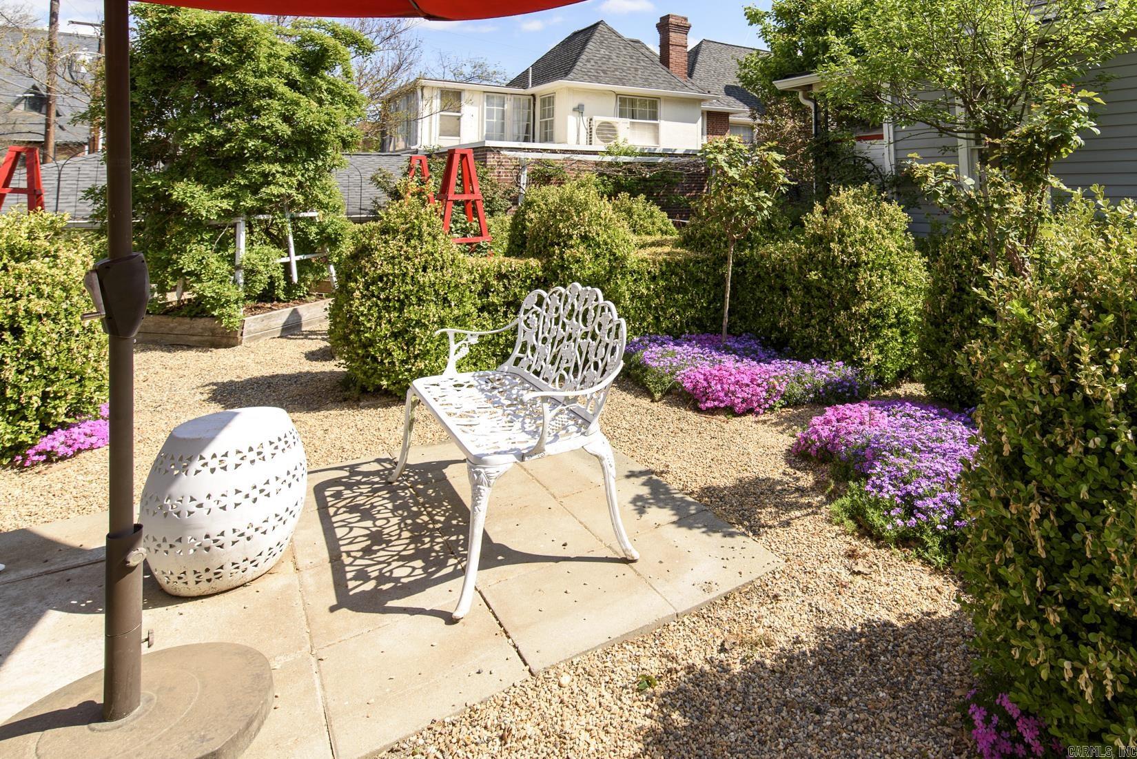 1704 Center  Little Rock, AR