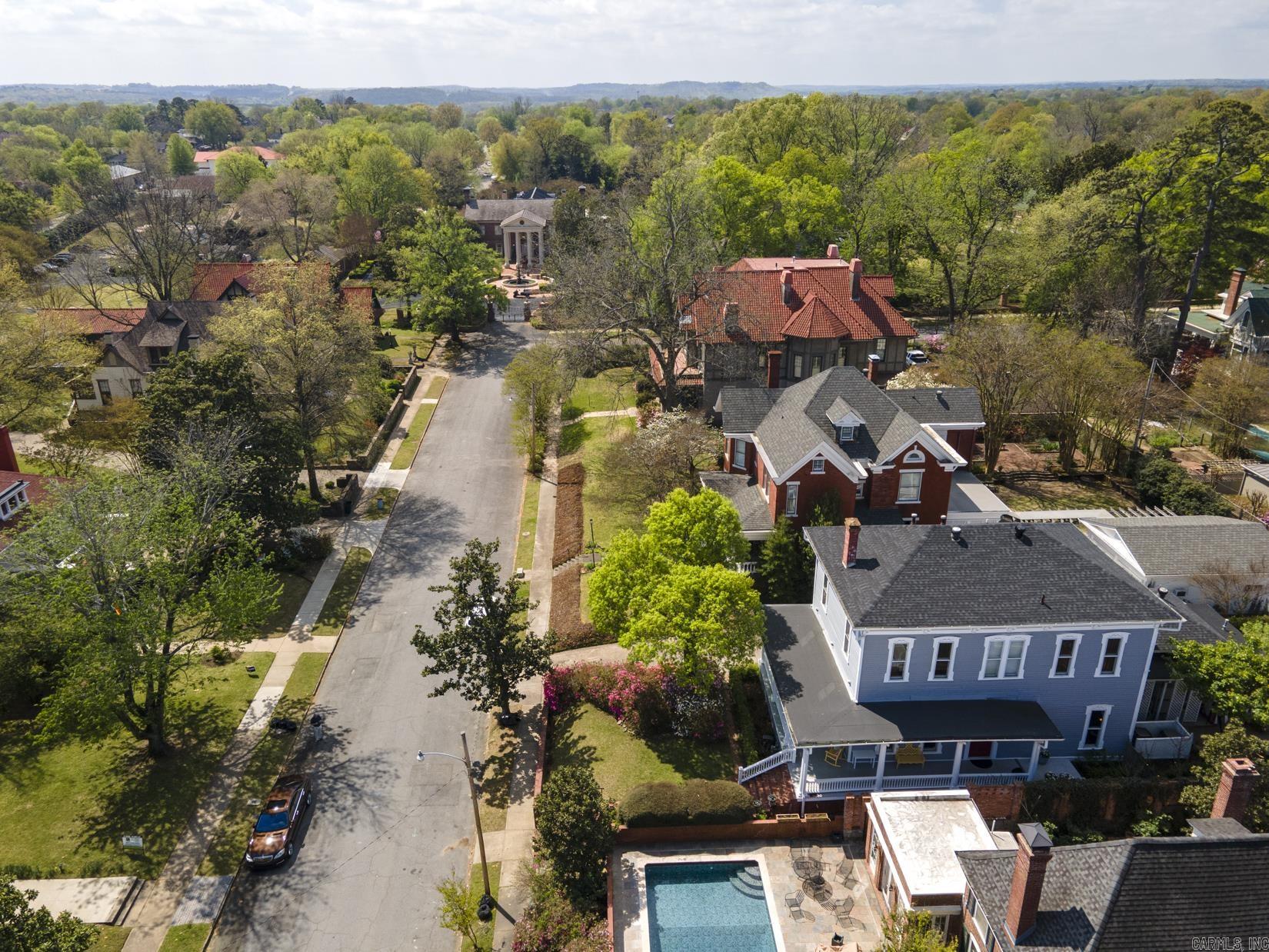 1704 Center  Little Rock, AR