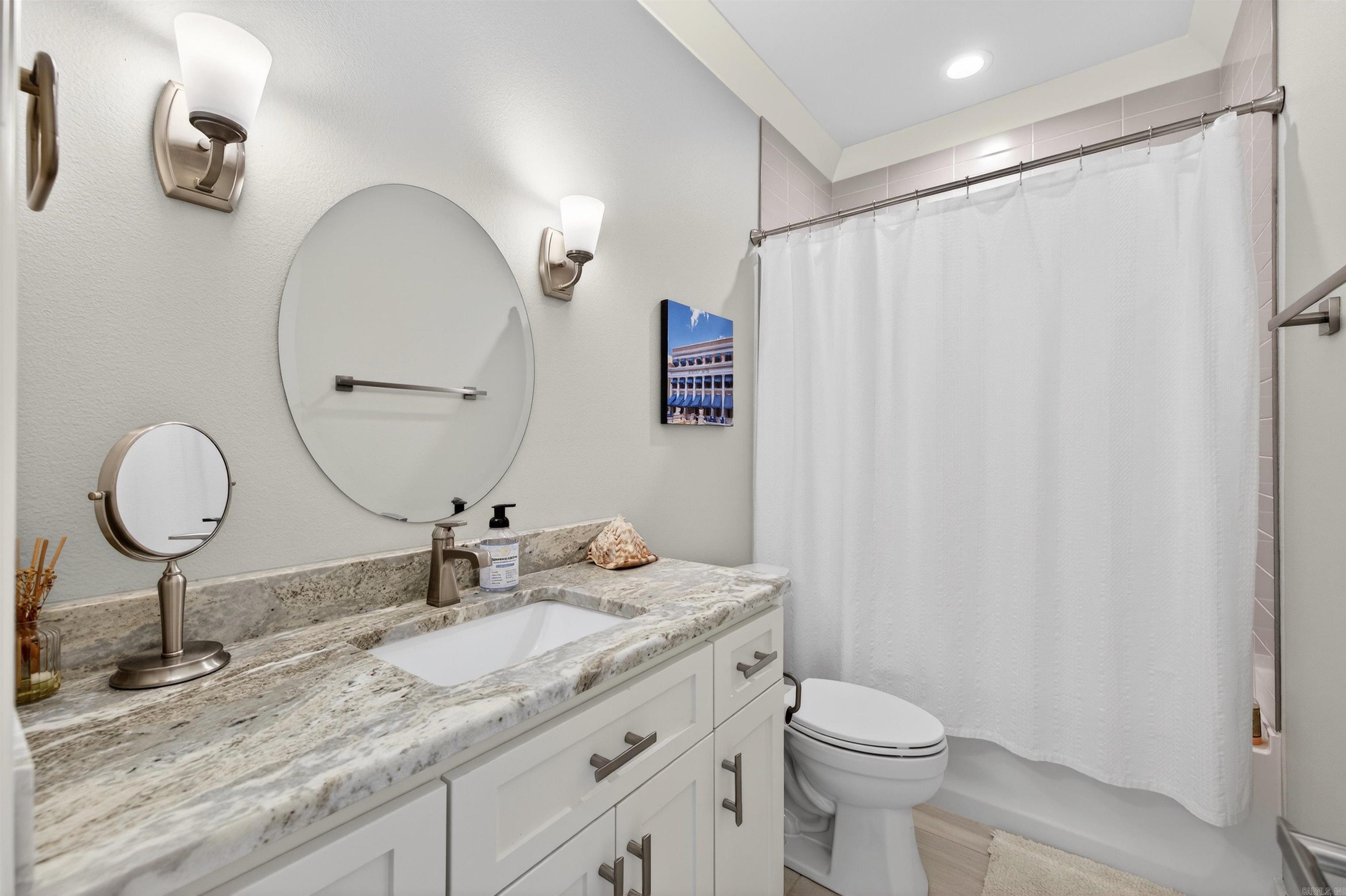 8 Siega  Hot Springs Village, AR