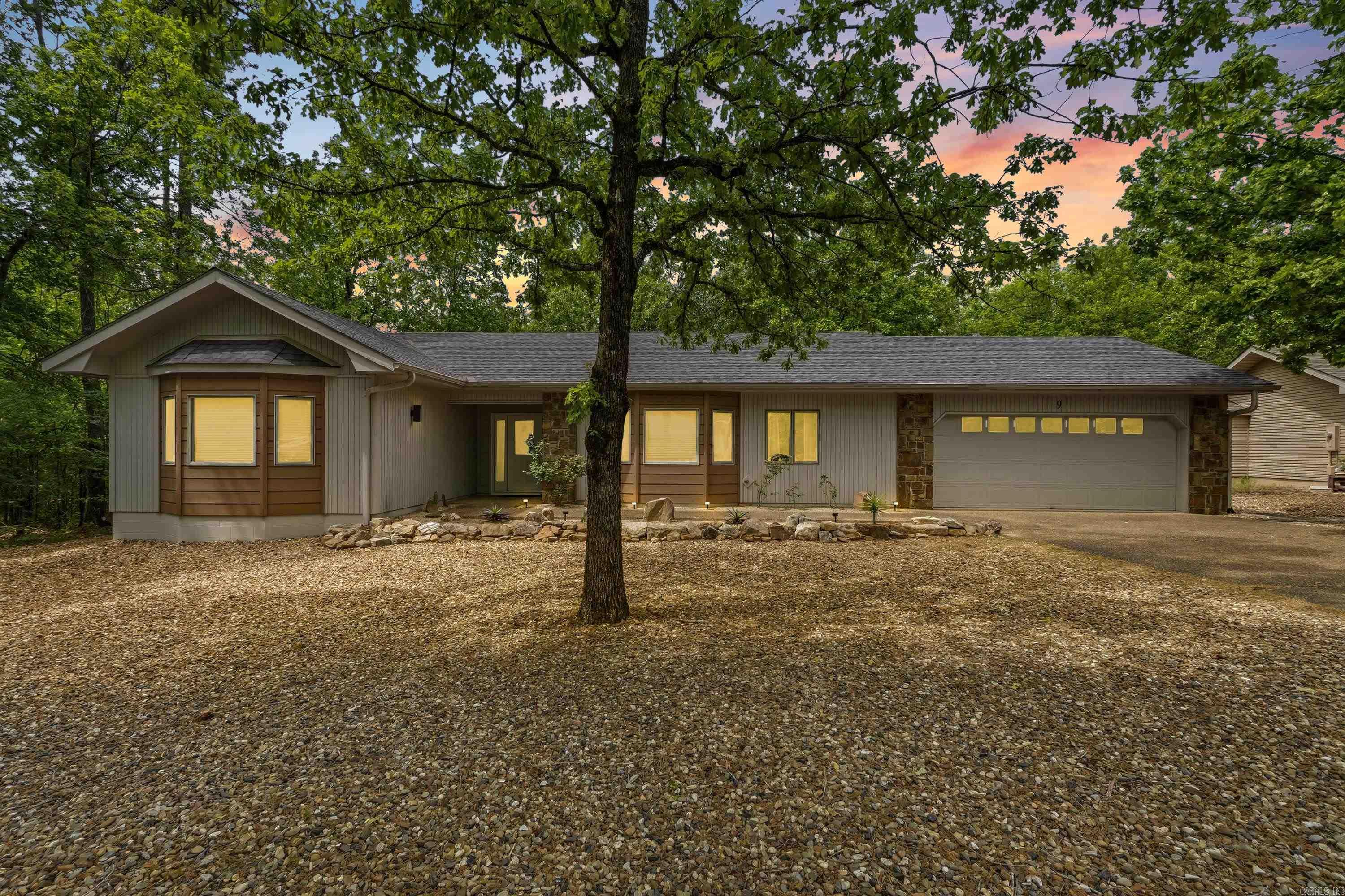 9 Huesca Lane Hot Springs Village, AR 71909