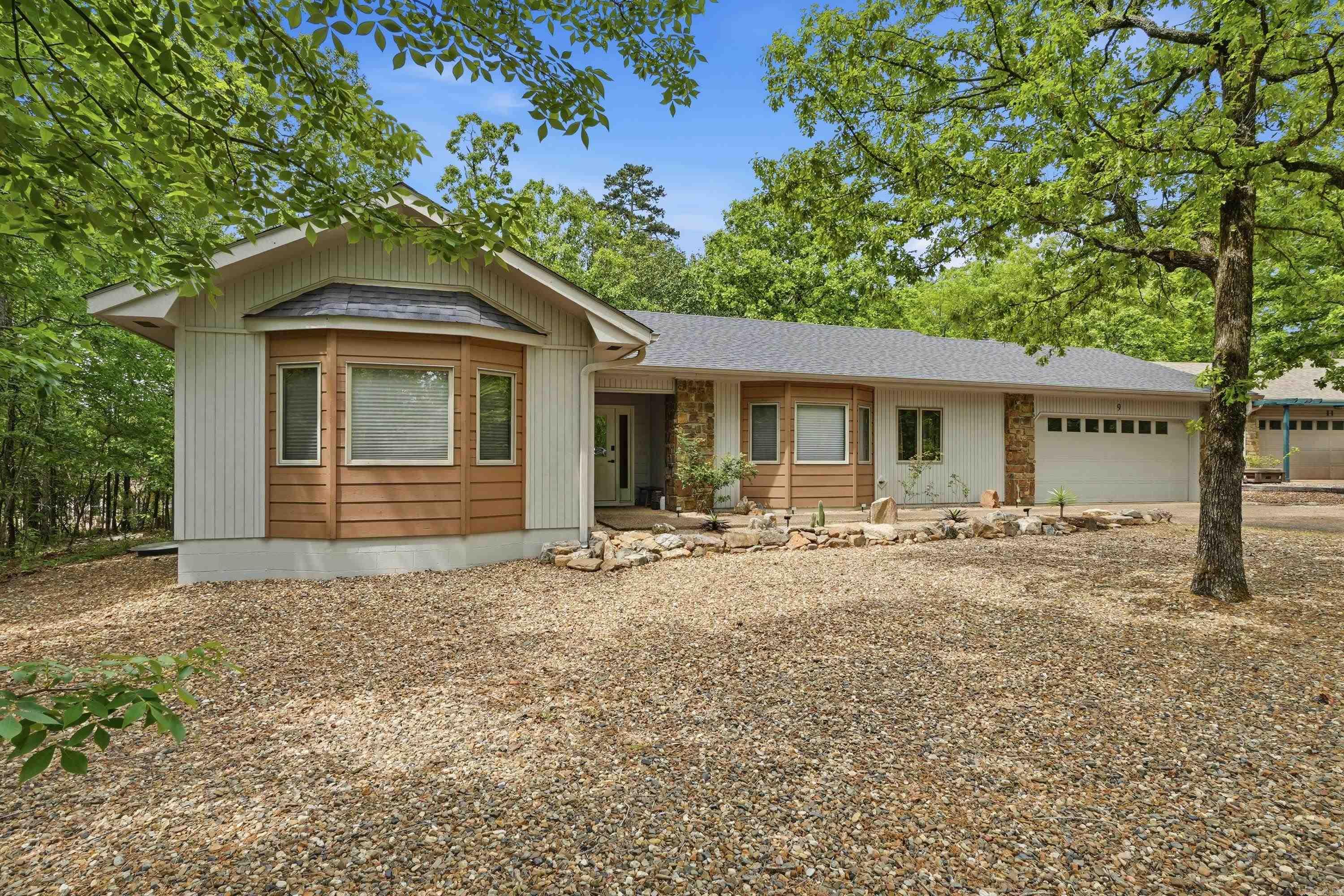 9 Huesca Lane Hot Springs Village, AR 71909