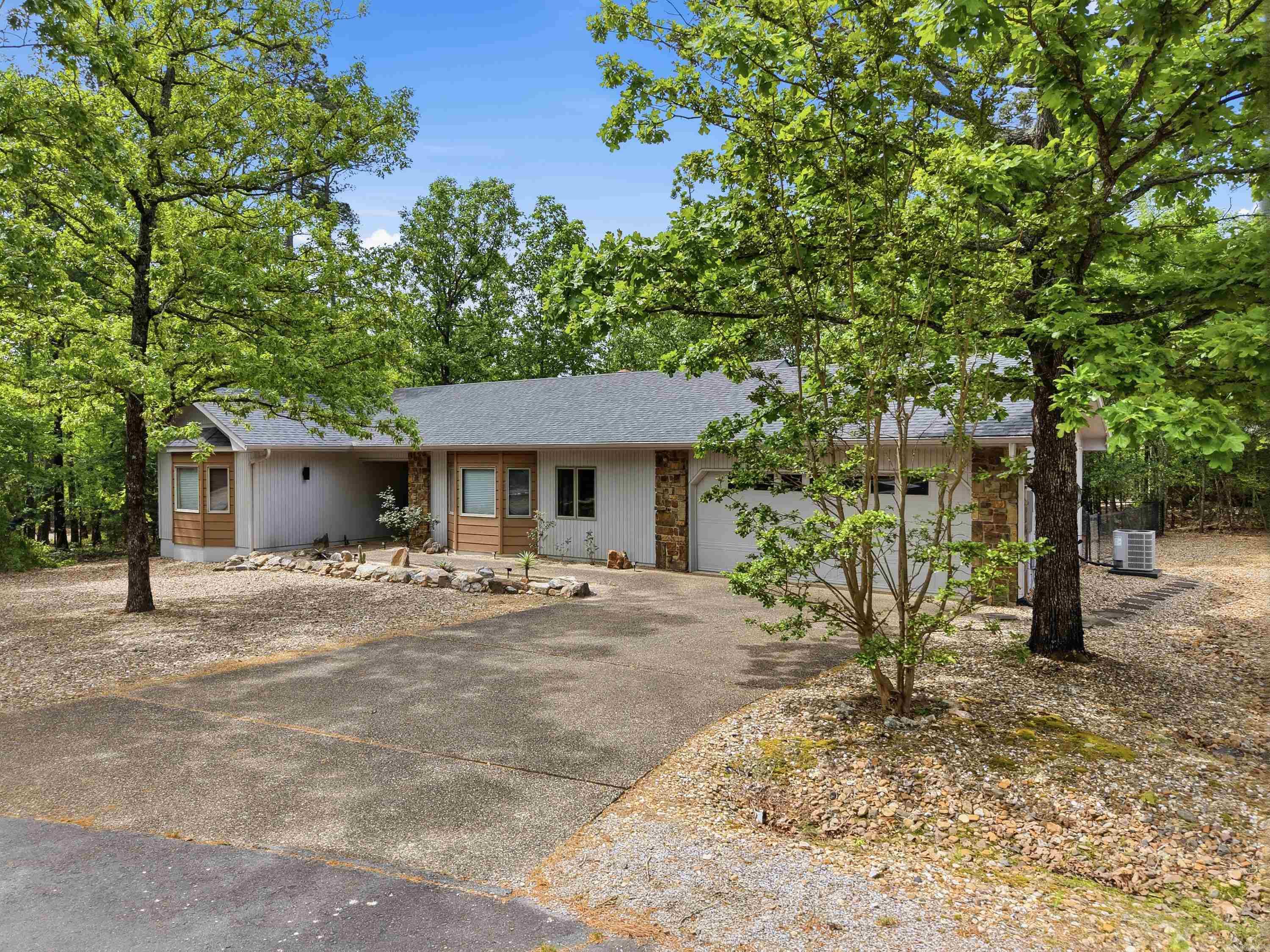 9 Huesca Lane Hot Springs Village, AR 71909