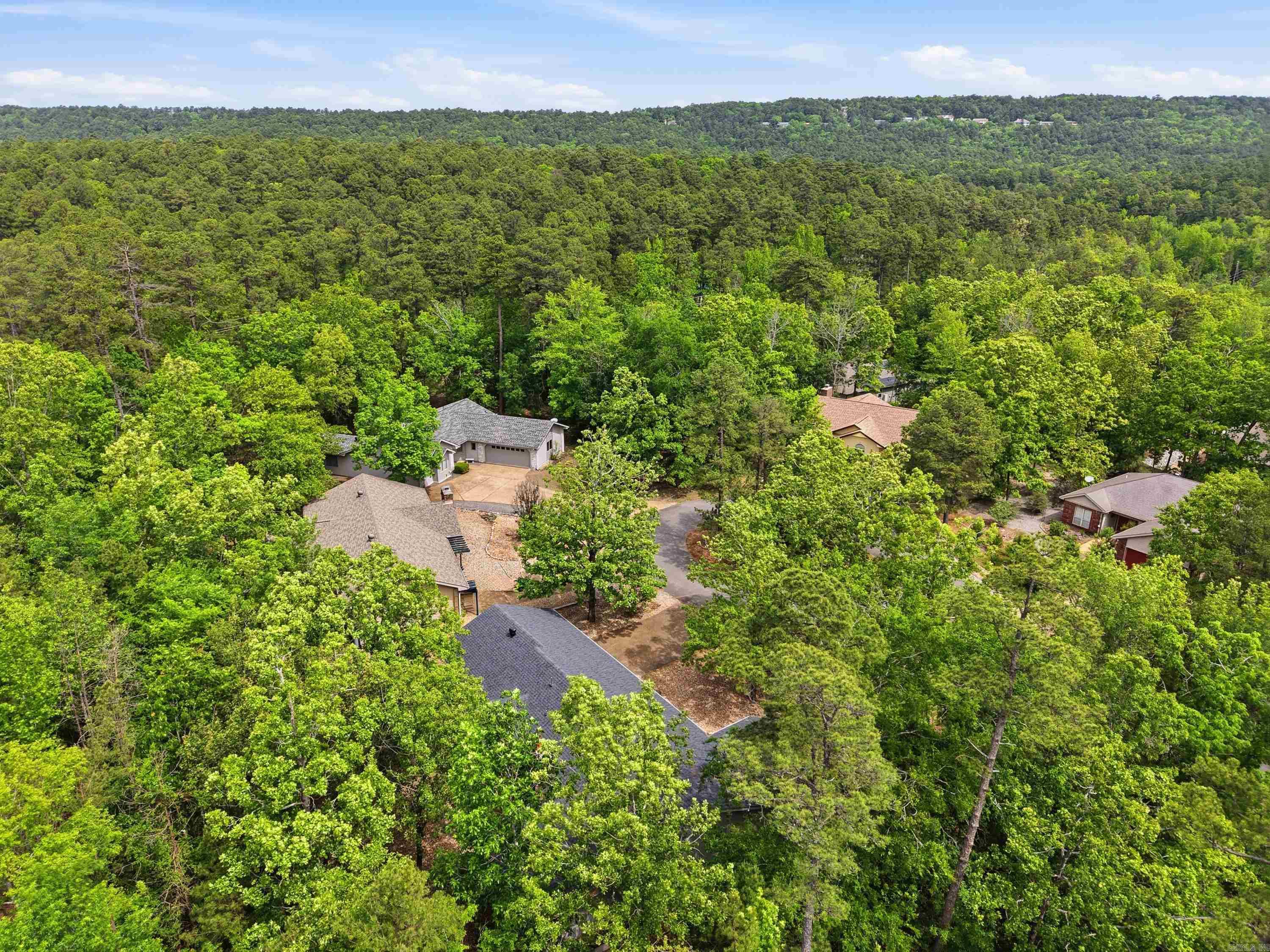9 Huesca Lane Hot Springs Village, AR 71909