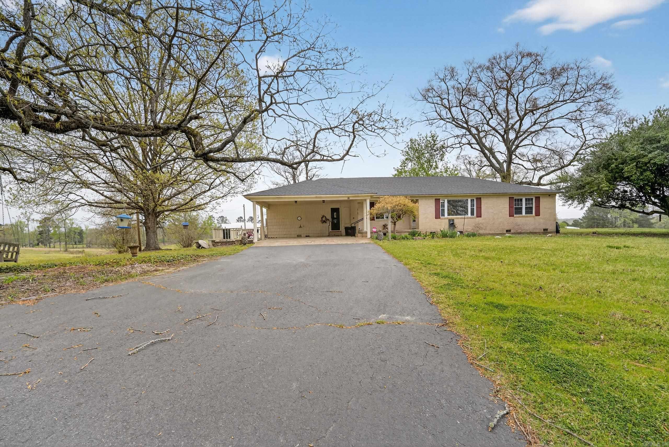 2058 Highway 7  Bismarck, AR